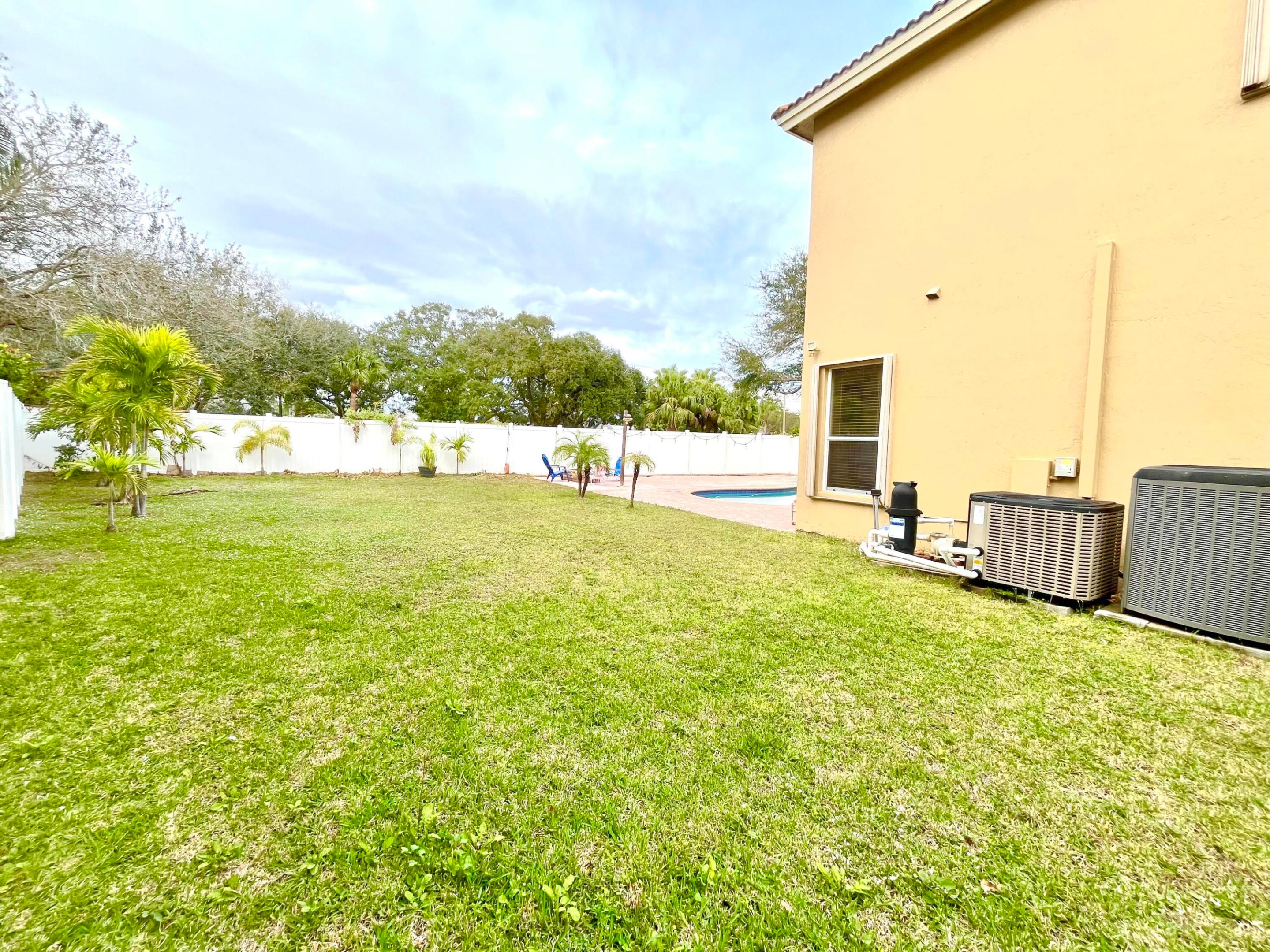 5012 Victoria Circle Property Photo 25
