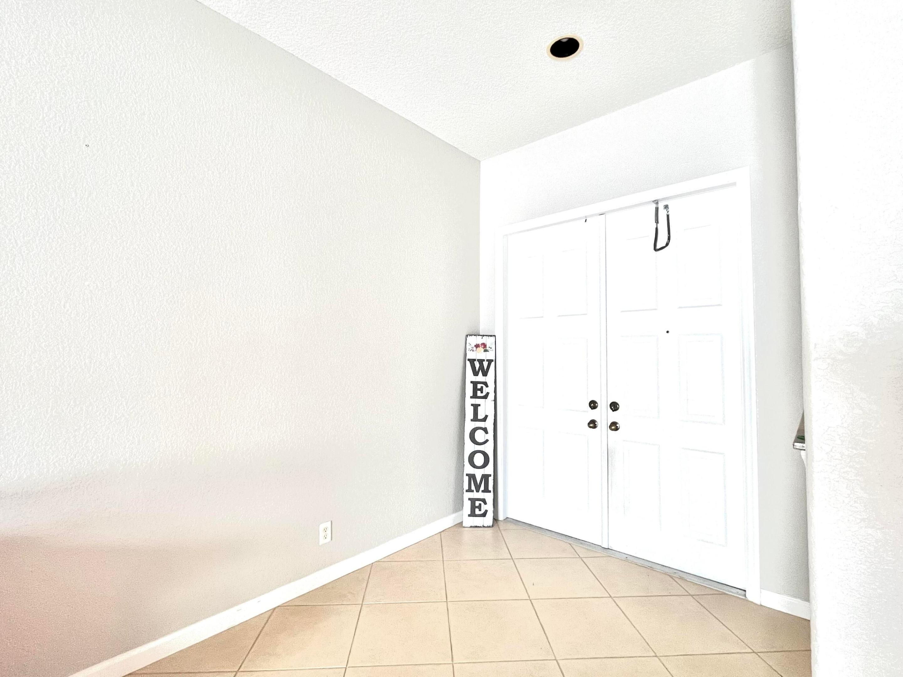 5012 Victoria Circle Property Photo 37