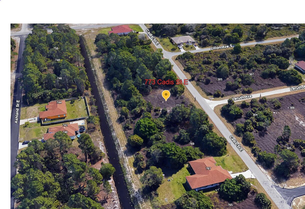 773 Cadis Street E Property Photo 9