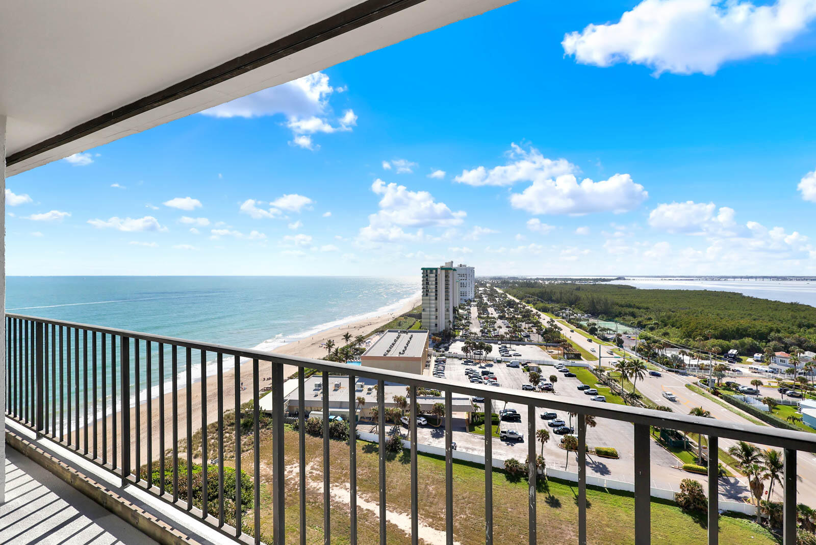 9650 S Ocean Drive 1610 Property Photo 14
