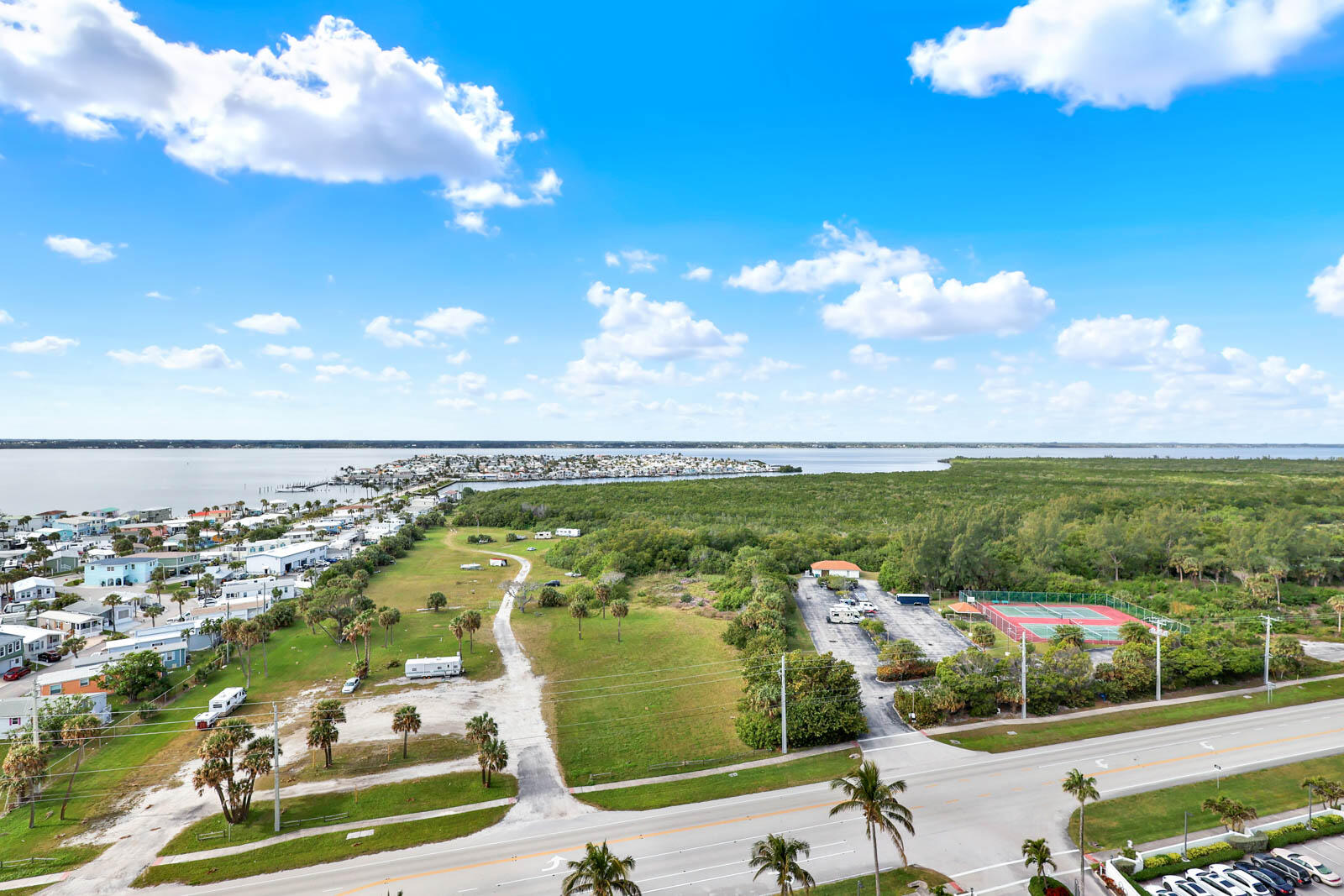9650 S Ocean Drive 1610 Property Photo 18
