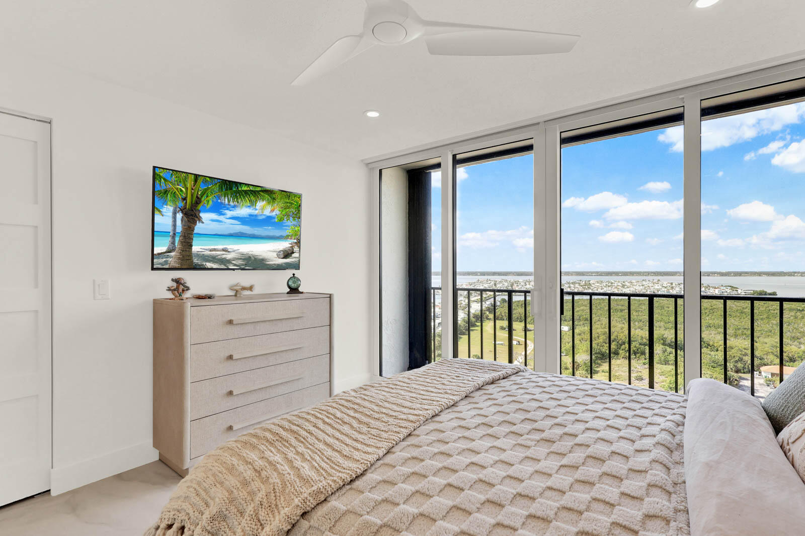 9650 S Ocean Drive 1610 Property Photo 45