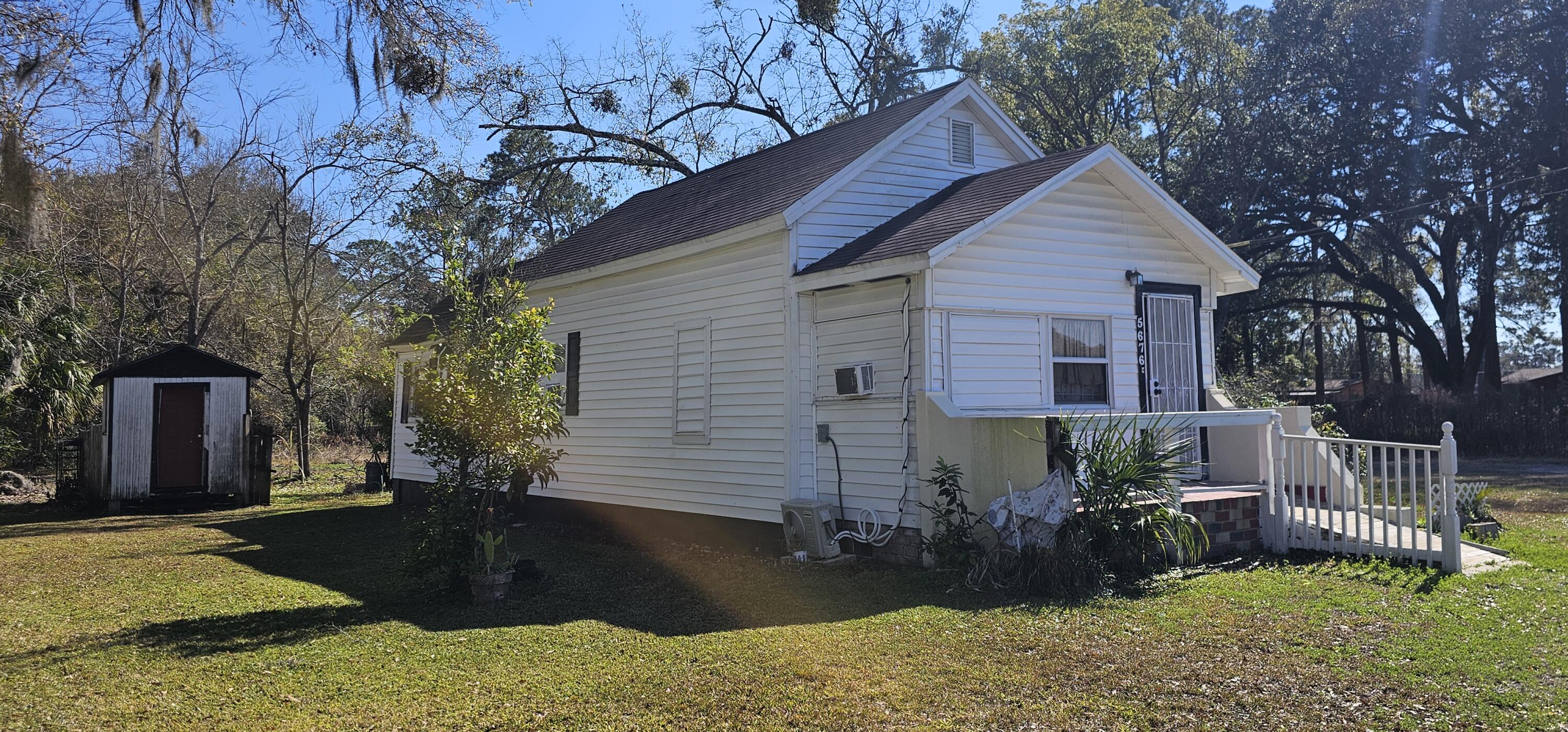5676 Soutel Drive Property Photo 3