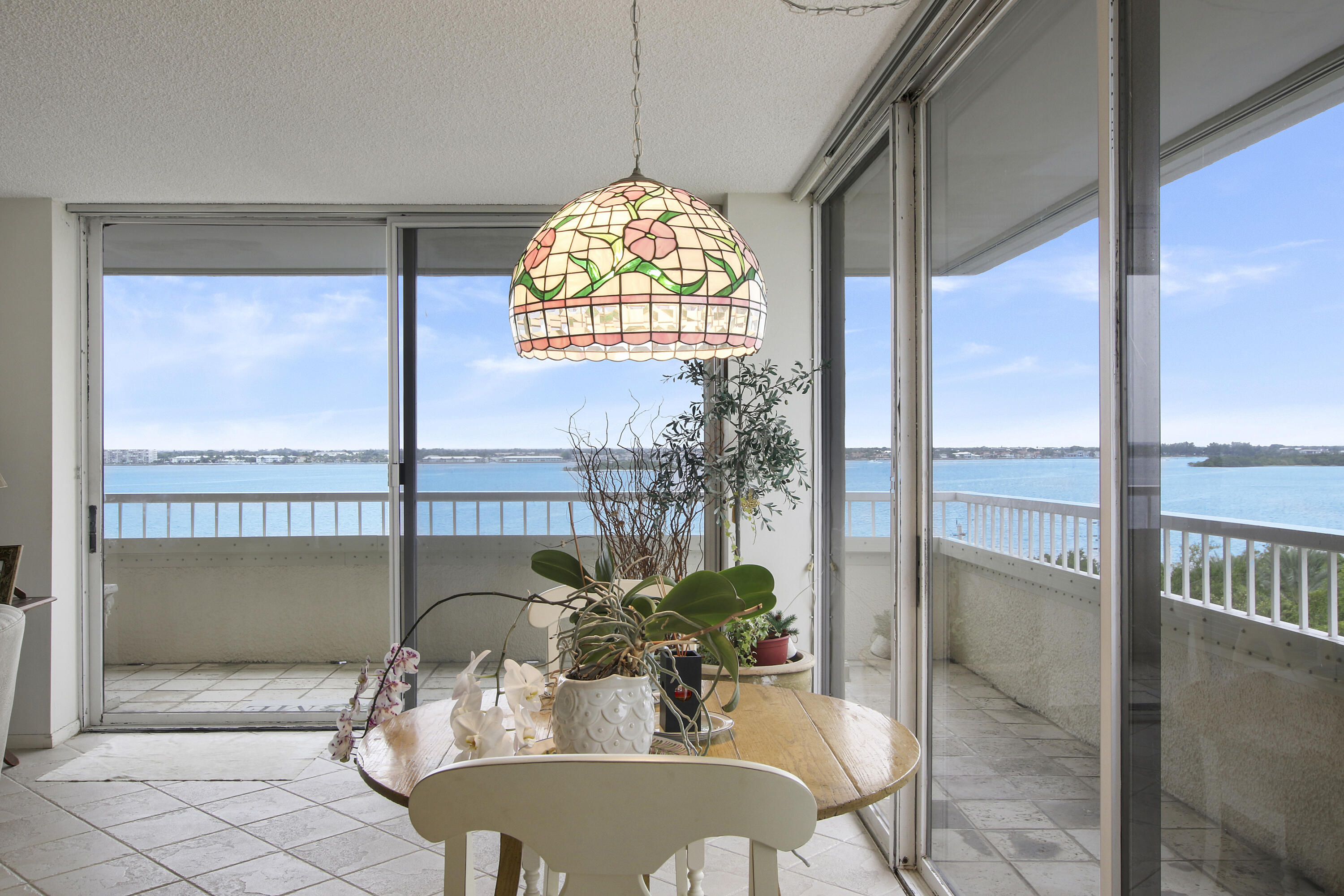 5280 N Ocean Drive 4d Property Photo 8