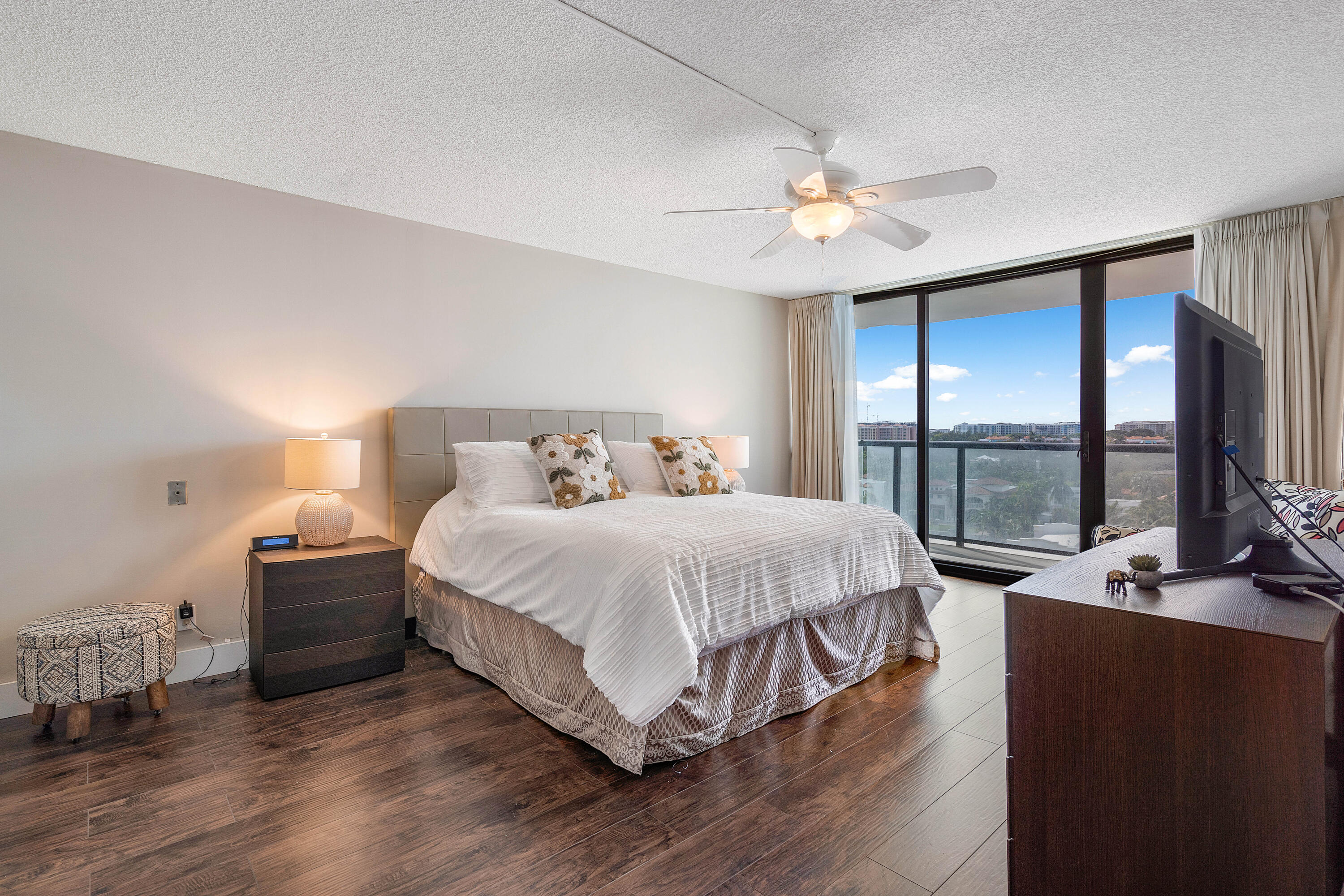 250 S Ocean Boulevard 7e Property Photo 22