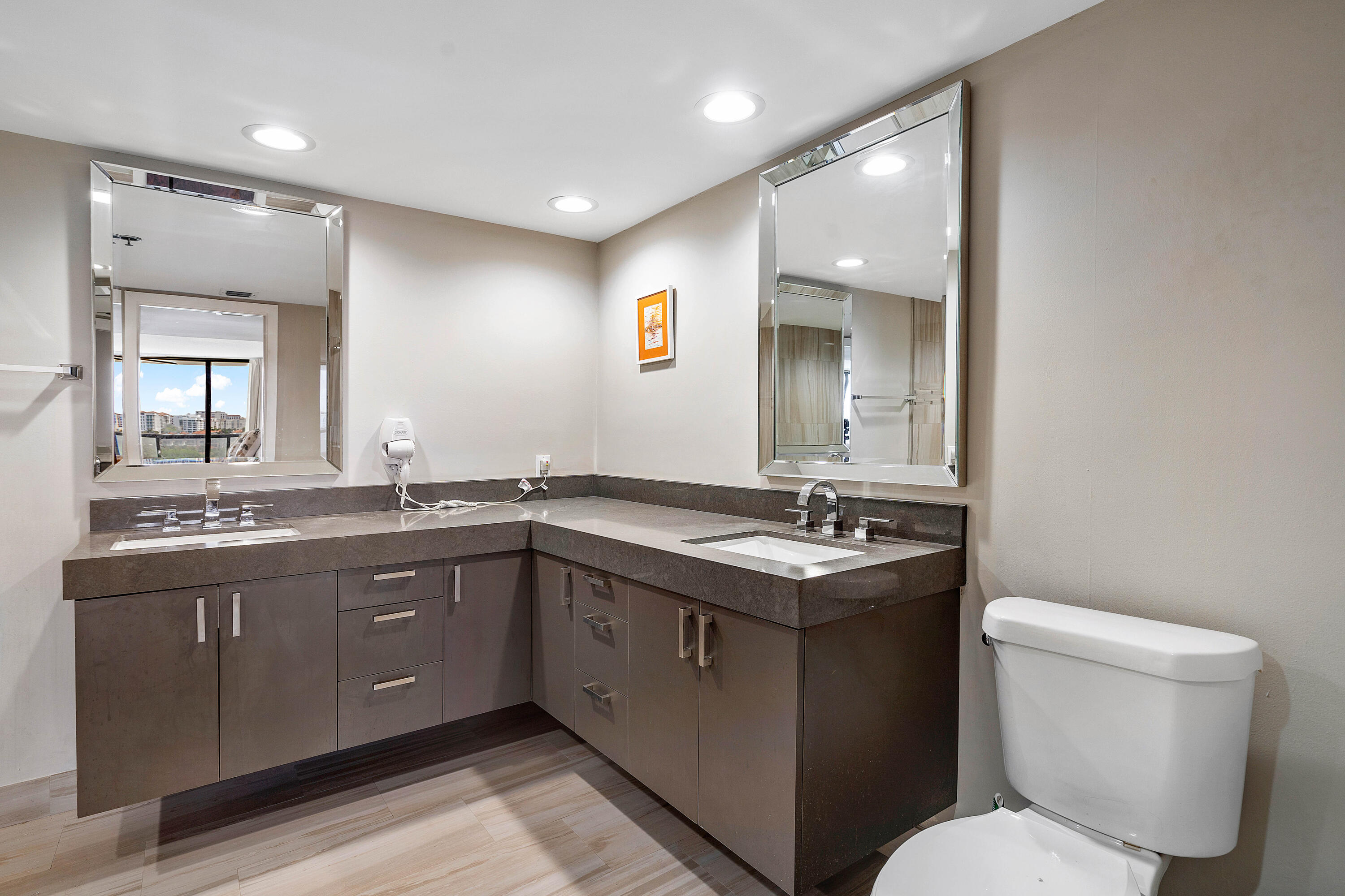 250 S Ocean Boulevard 7e Property Photo 28