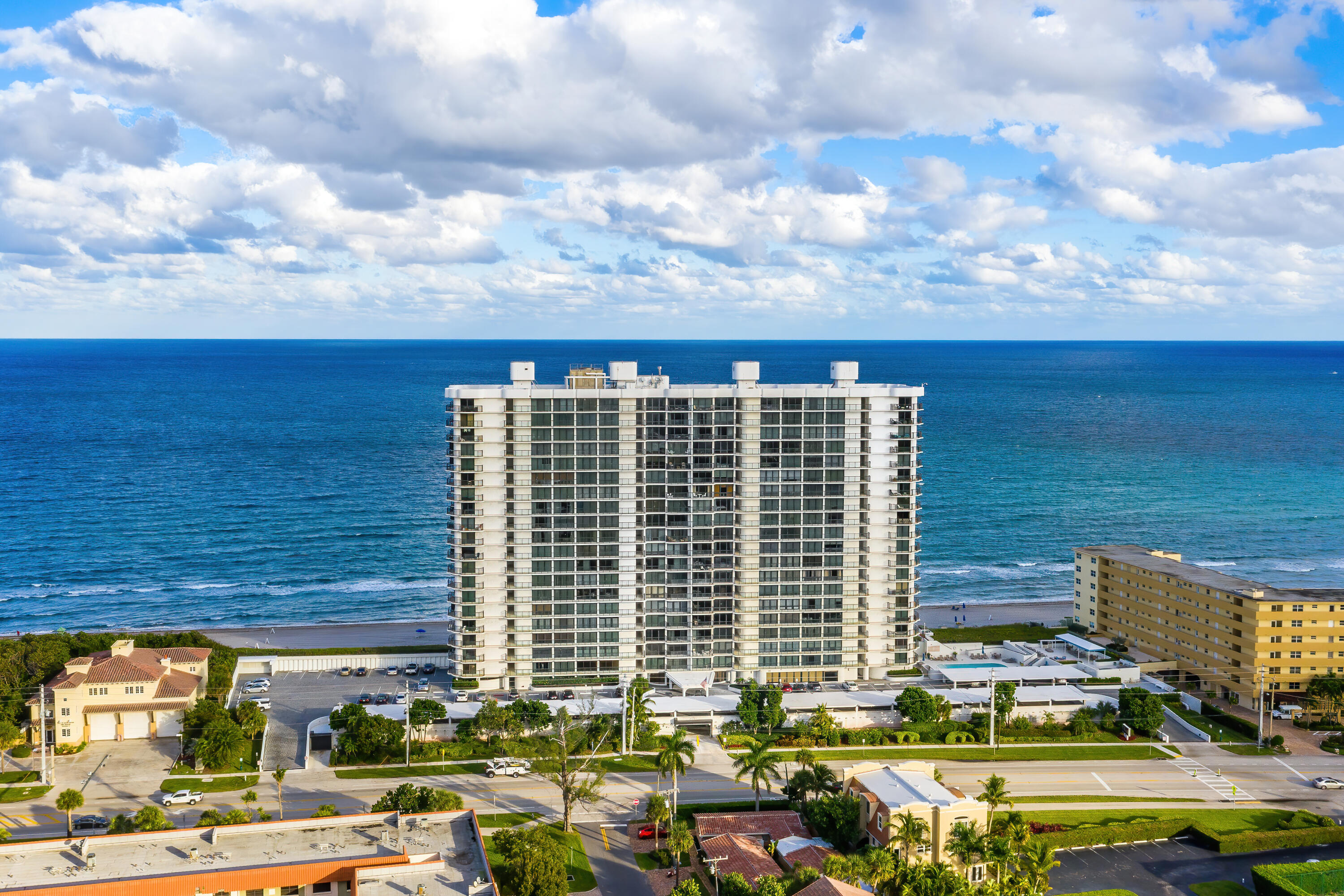 250 S Ocean Boulevard 7e Property Photo 42