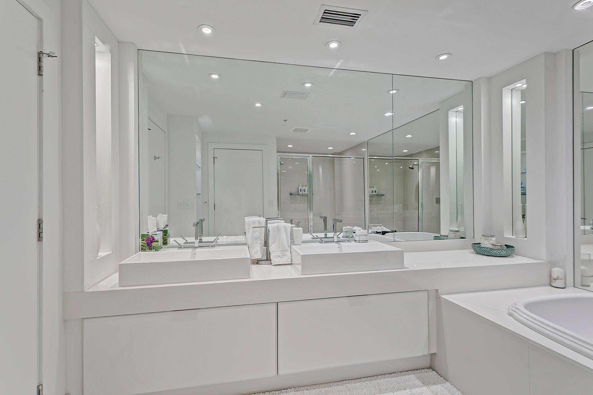 155 S Ocean Avenue 205 Property Photo 34