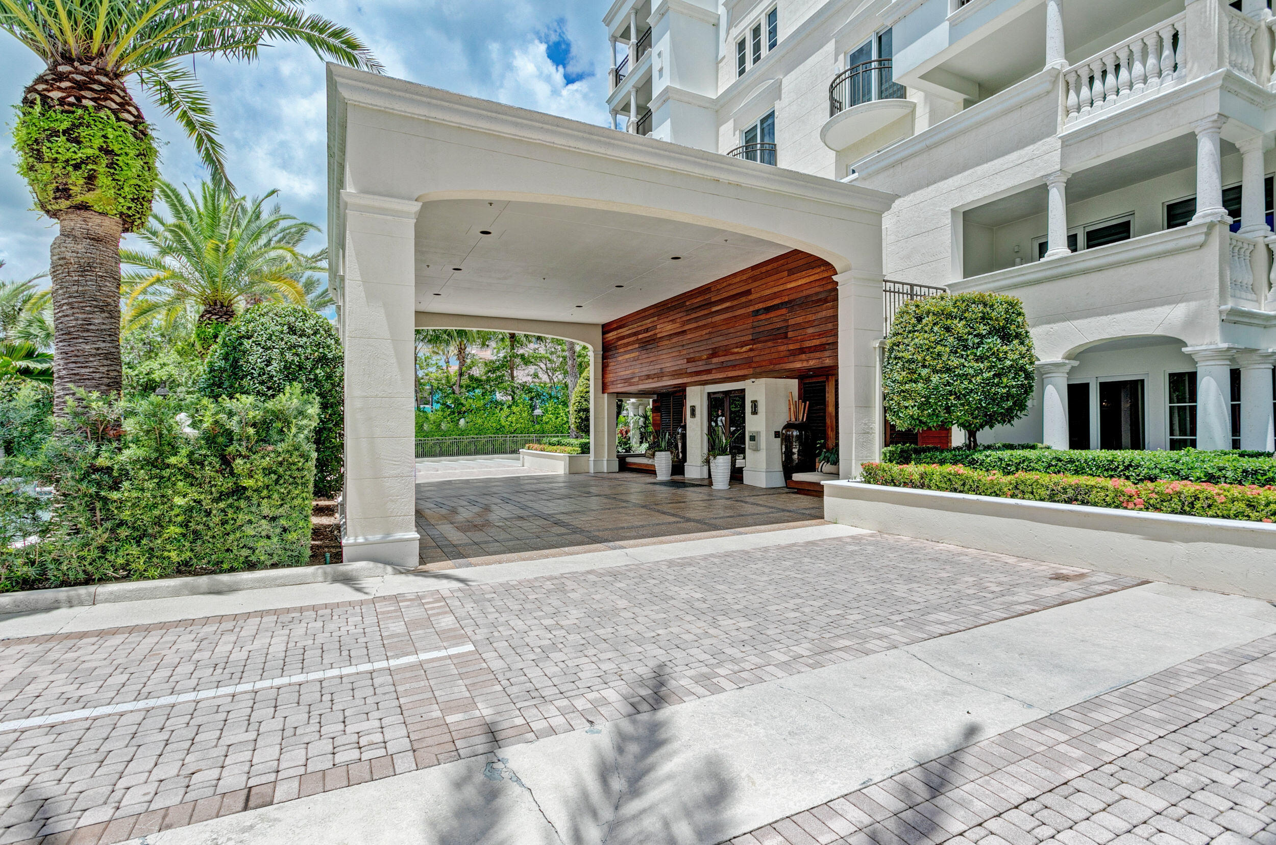 155 S Ocean Avenue 205 Property Photo 51