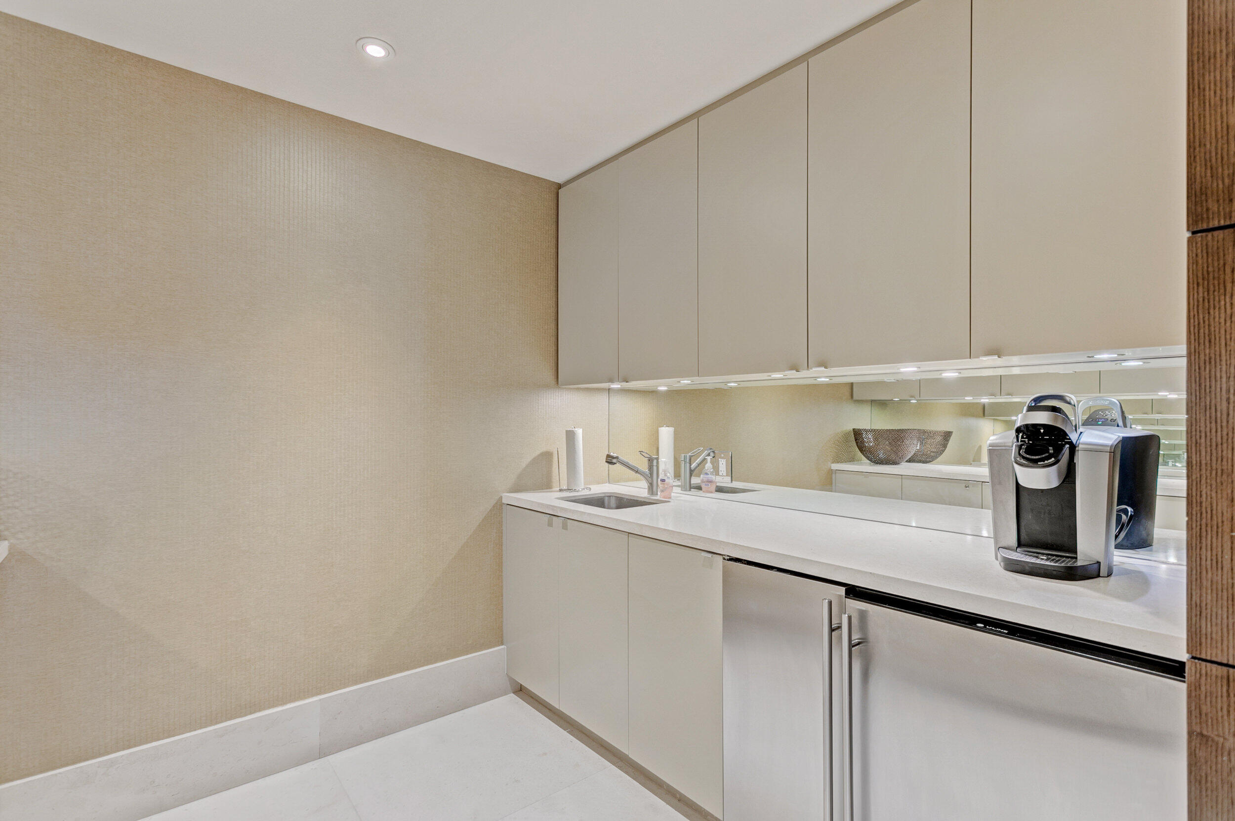 155 S Ocean Avenue 205 Property Photo 60