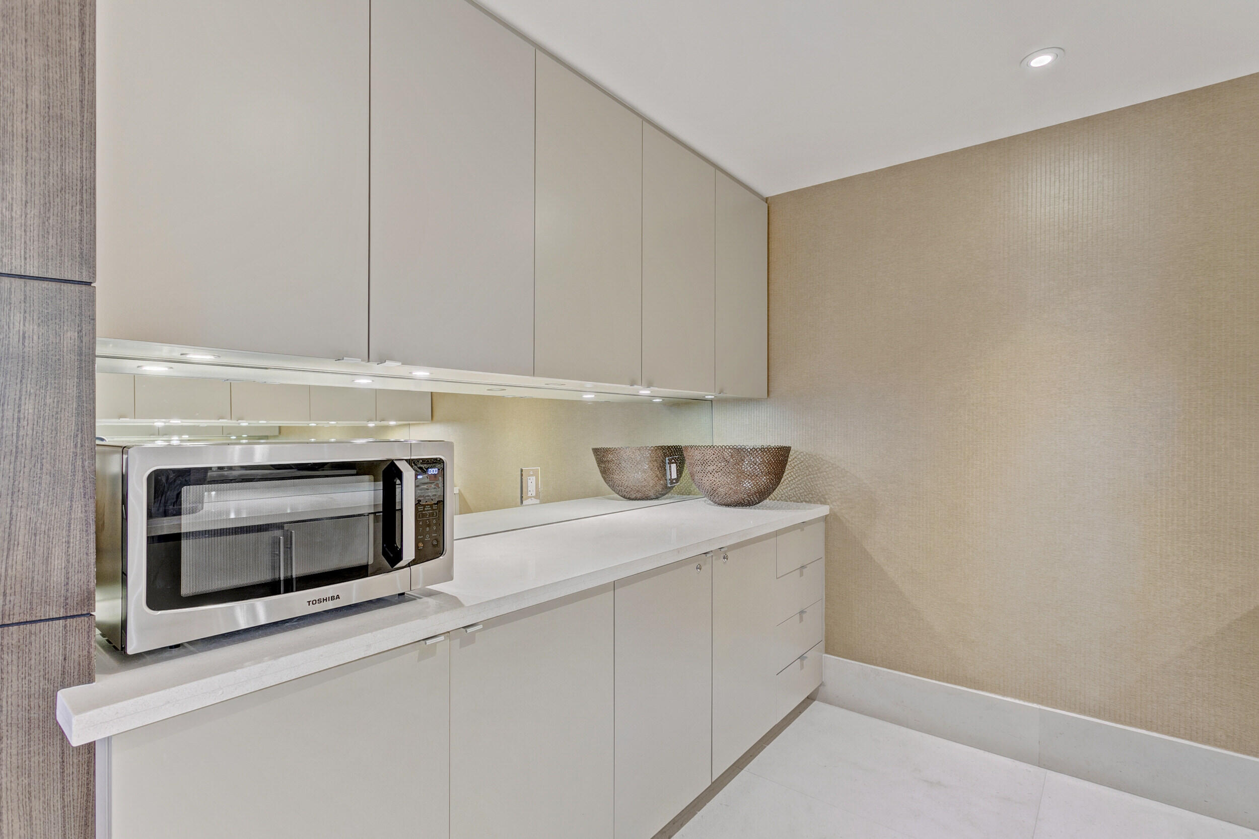 155 S Ocean Avenue 205 Property Photo 61