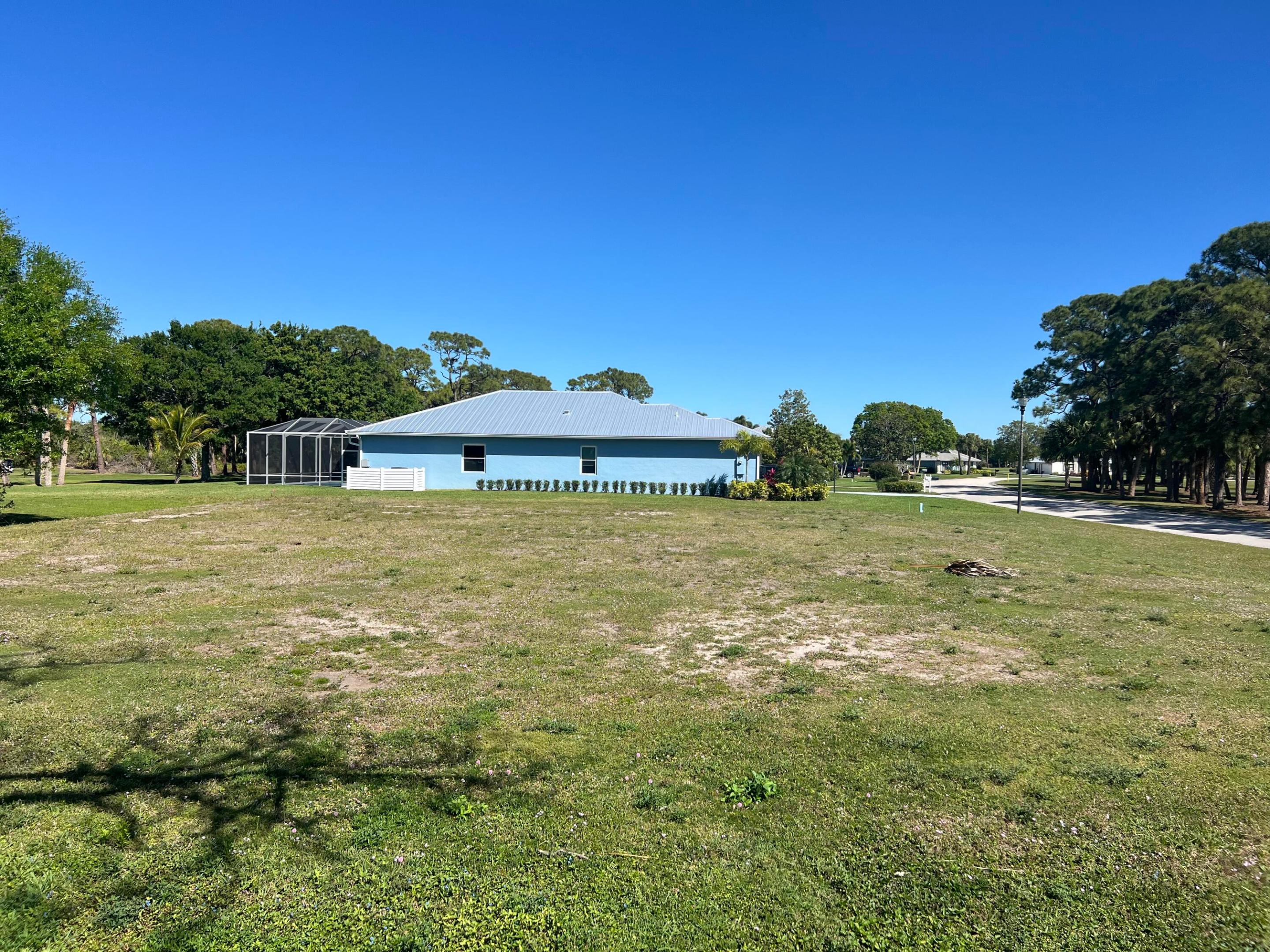 4310 Gator Trace Circle Property Photo 6