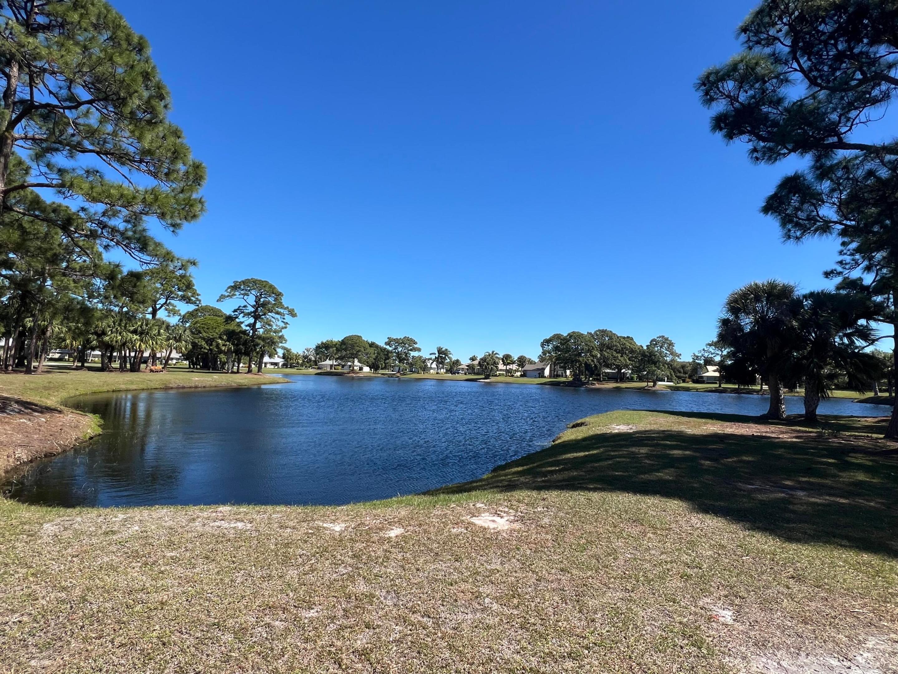 4310 Gator Trace Circle Property Photo 10