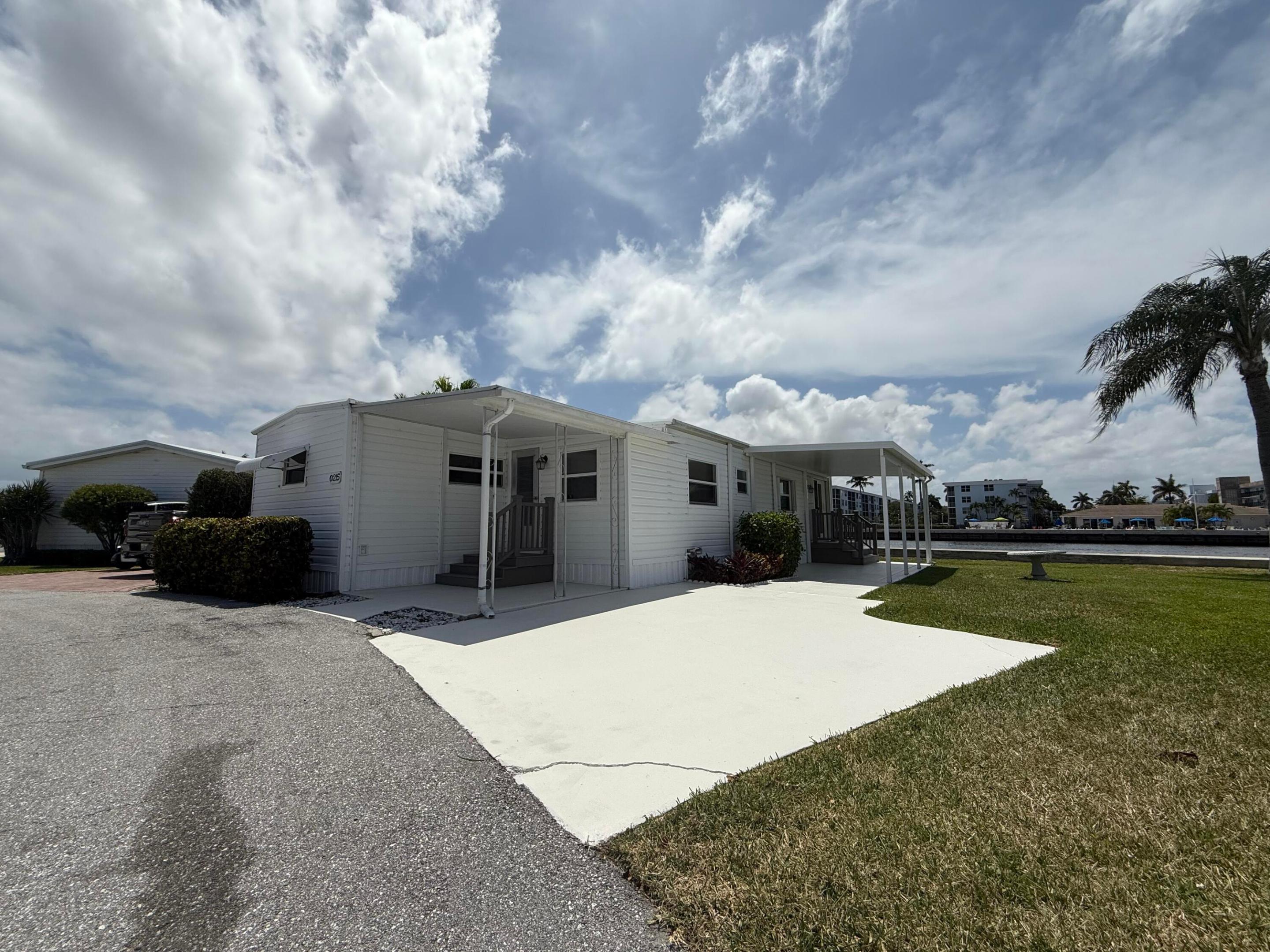 215 S Heron Drive O Property Photo 8