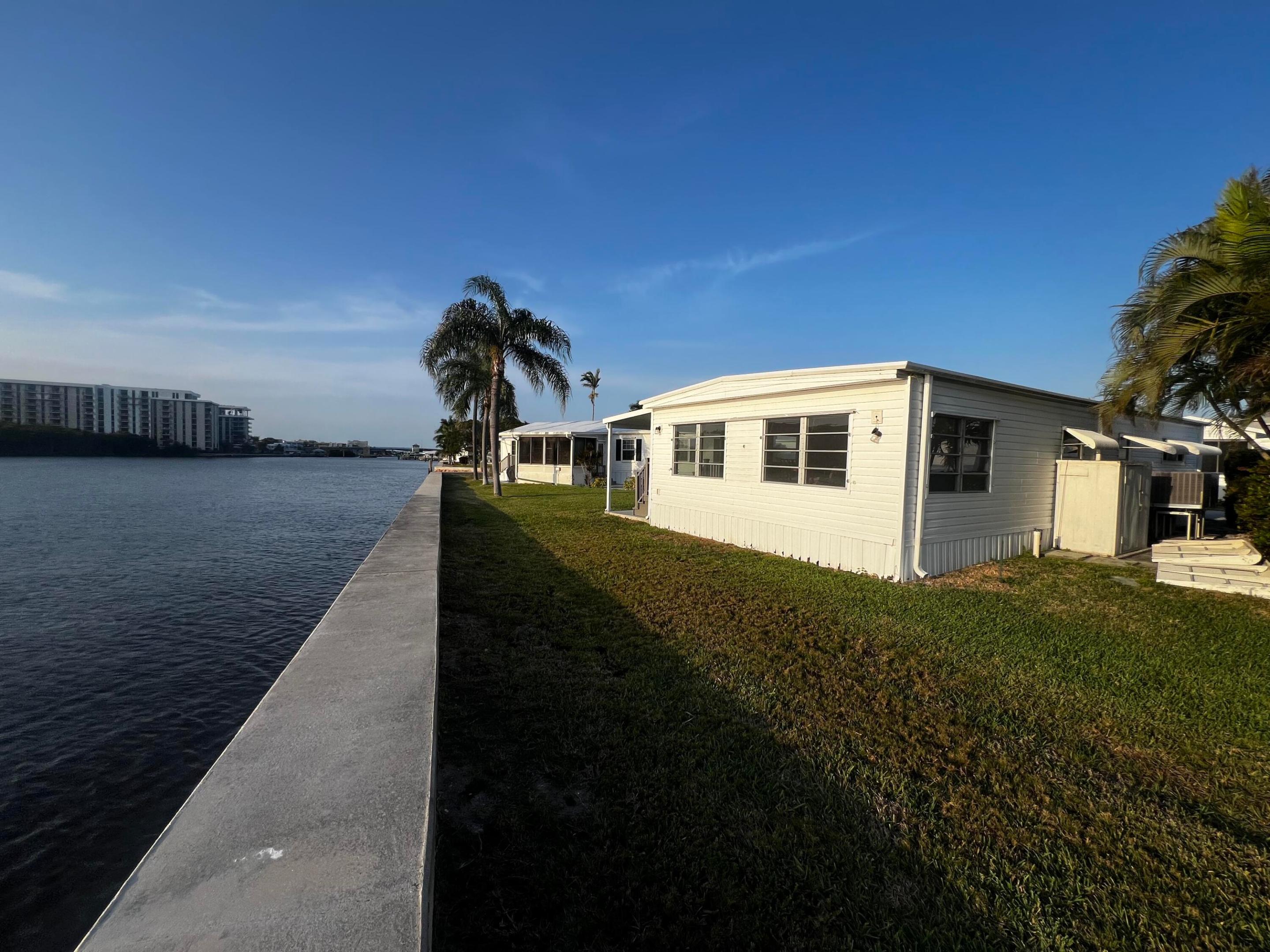 215 S Heron Drive O Property Photo 12