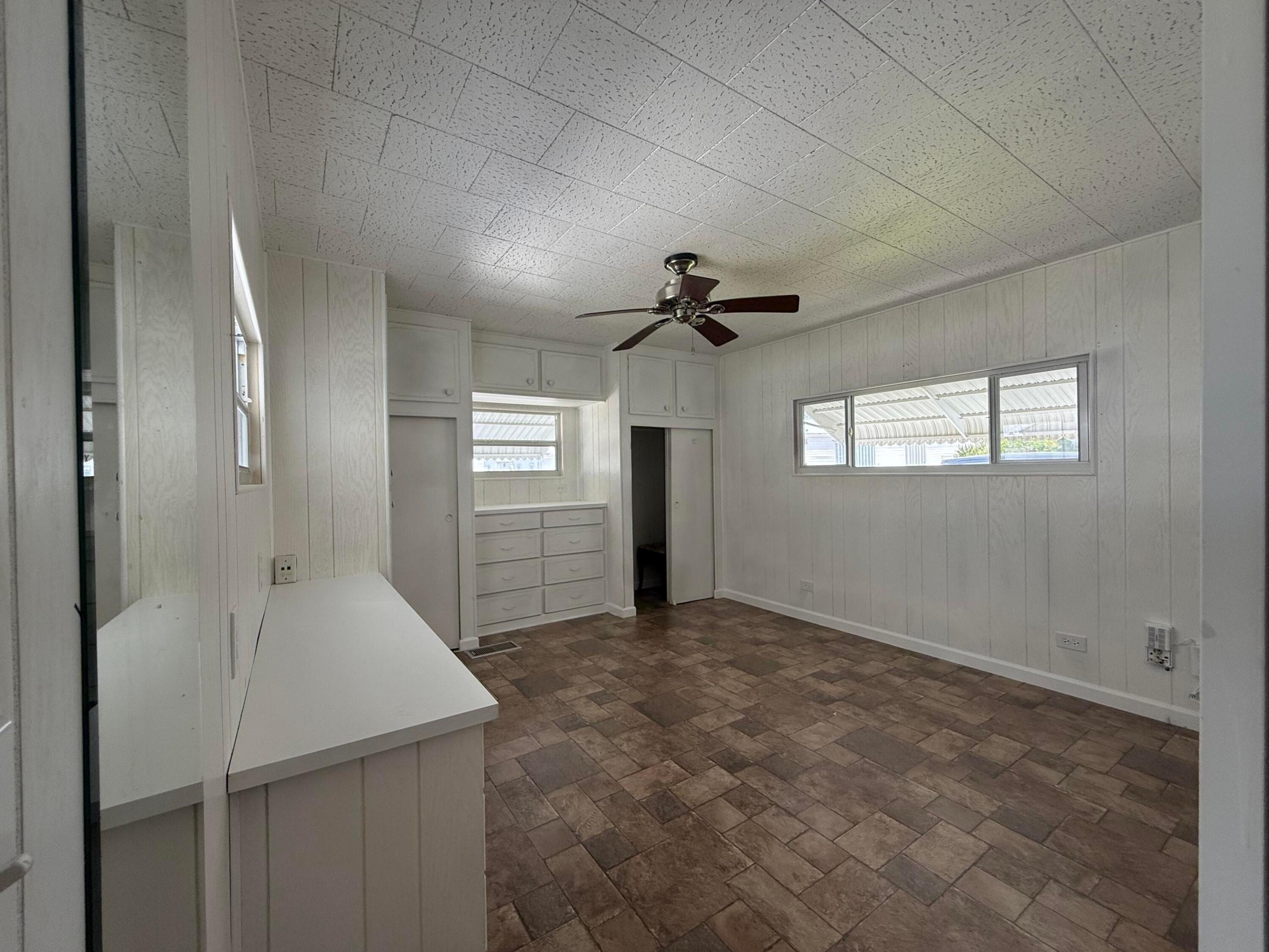 215 S Heron Drive O Property Photo 21