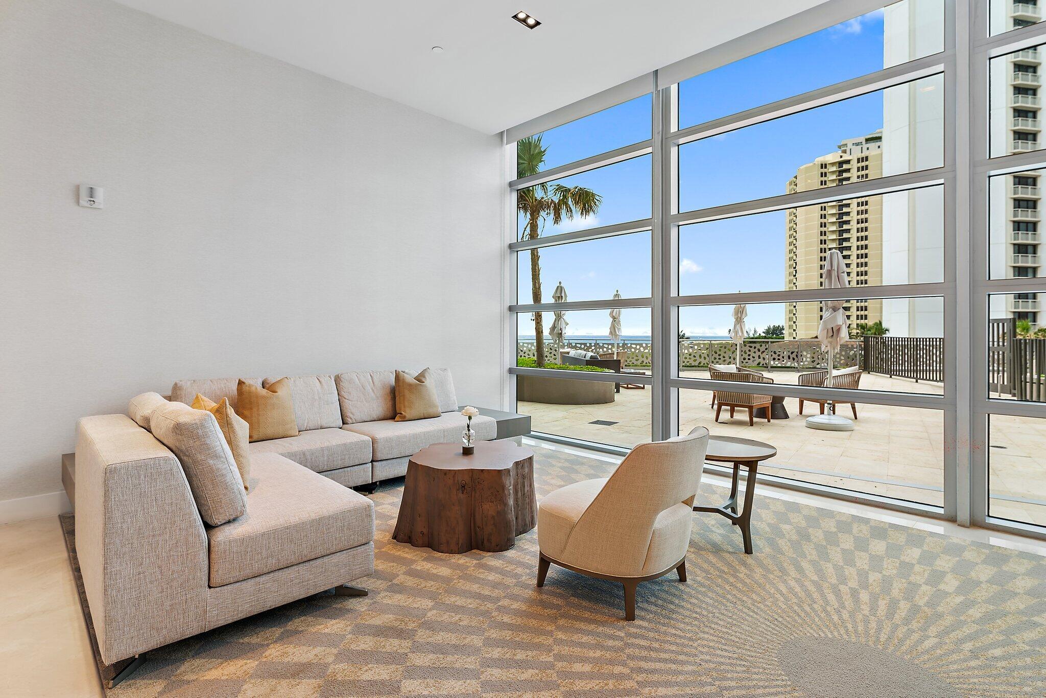 3100 N Ocean 906 Property Photo 45