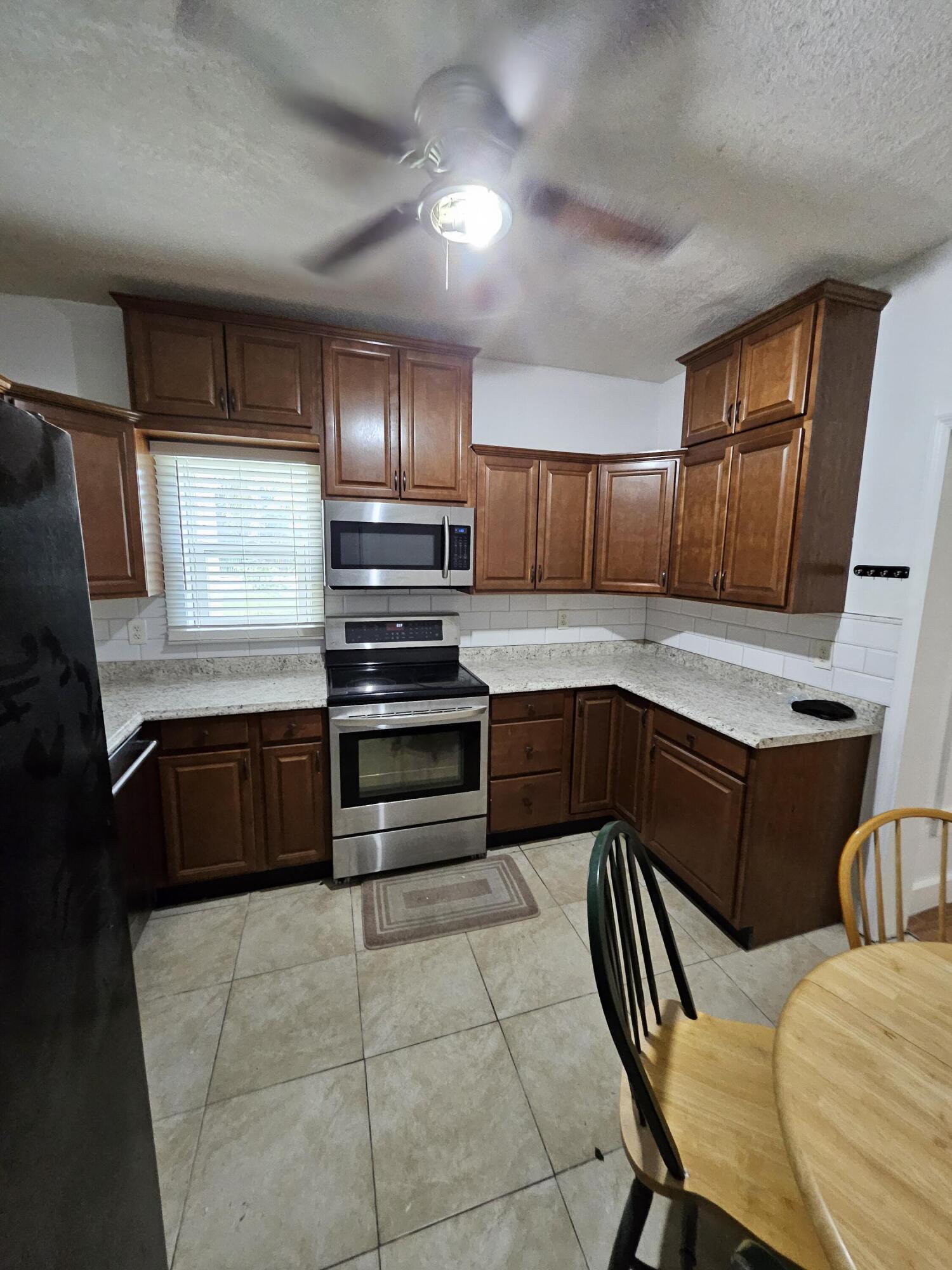 701 Sw 8th Avenue Property Photo 10