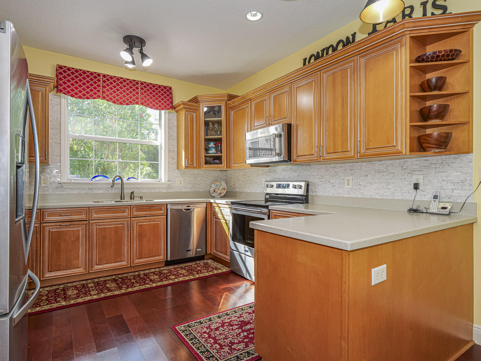 5873 Pine Ridge Circle Property Photo 11