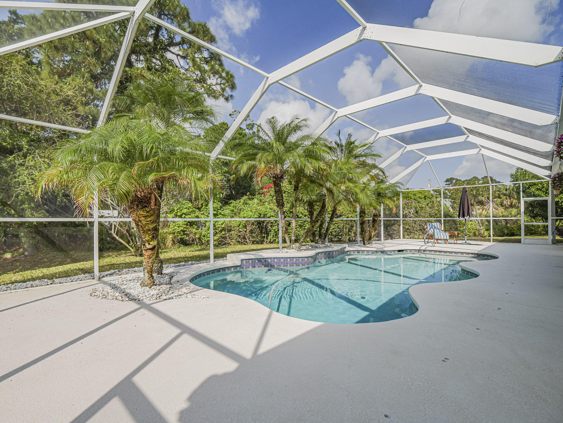 5873 Pine Ridge Circle Property Photo 33