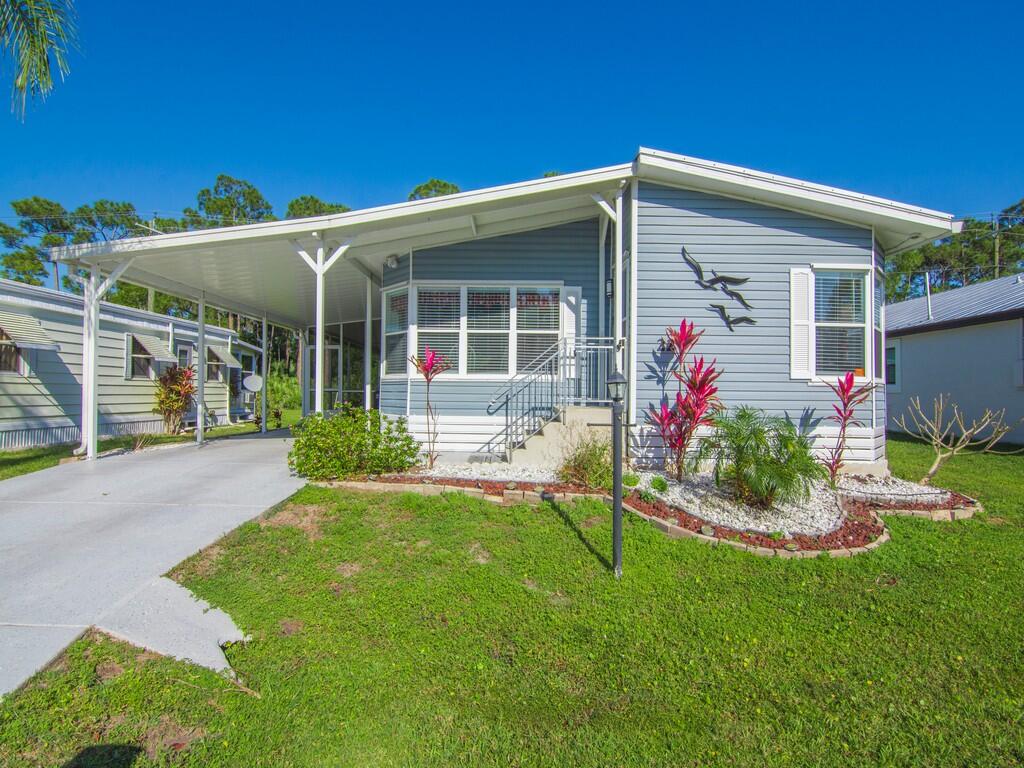 22 Mediterranean East Boulevard E Property Photo 1