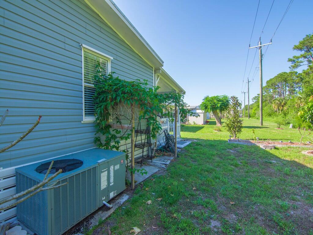 22 Mediterranean East Boulevard E Property Photo 30