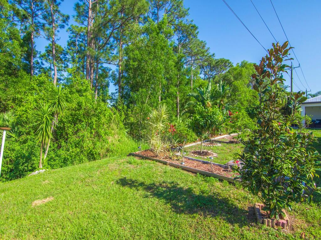 22 Mediterranean East Boulevard E Property Photo 34