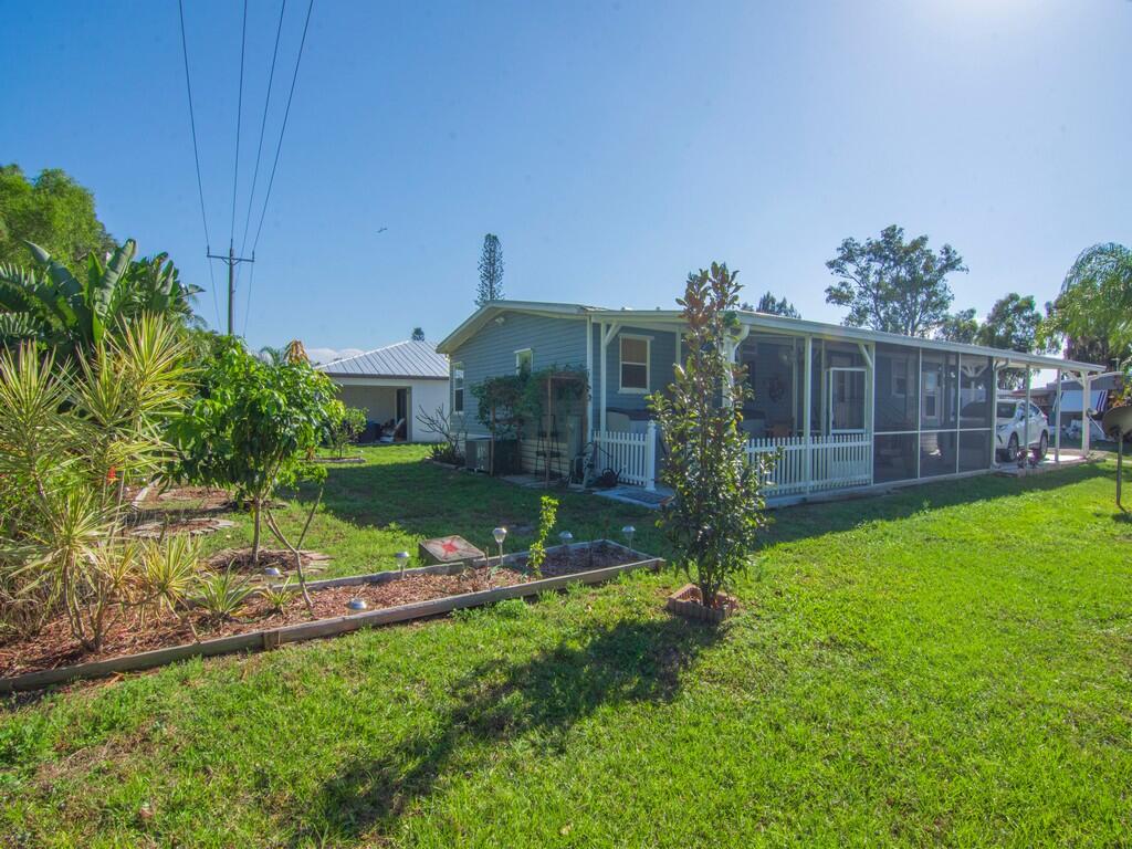 22 Mediterranean East Boulevard E Property Photo 35