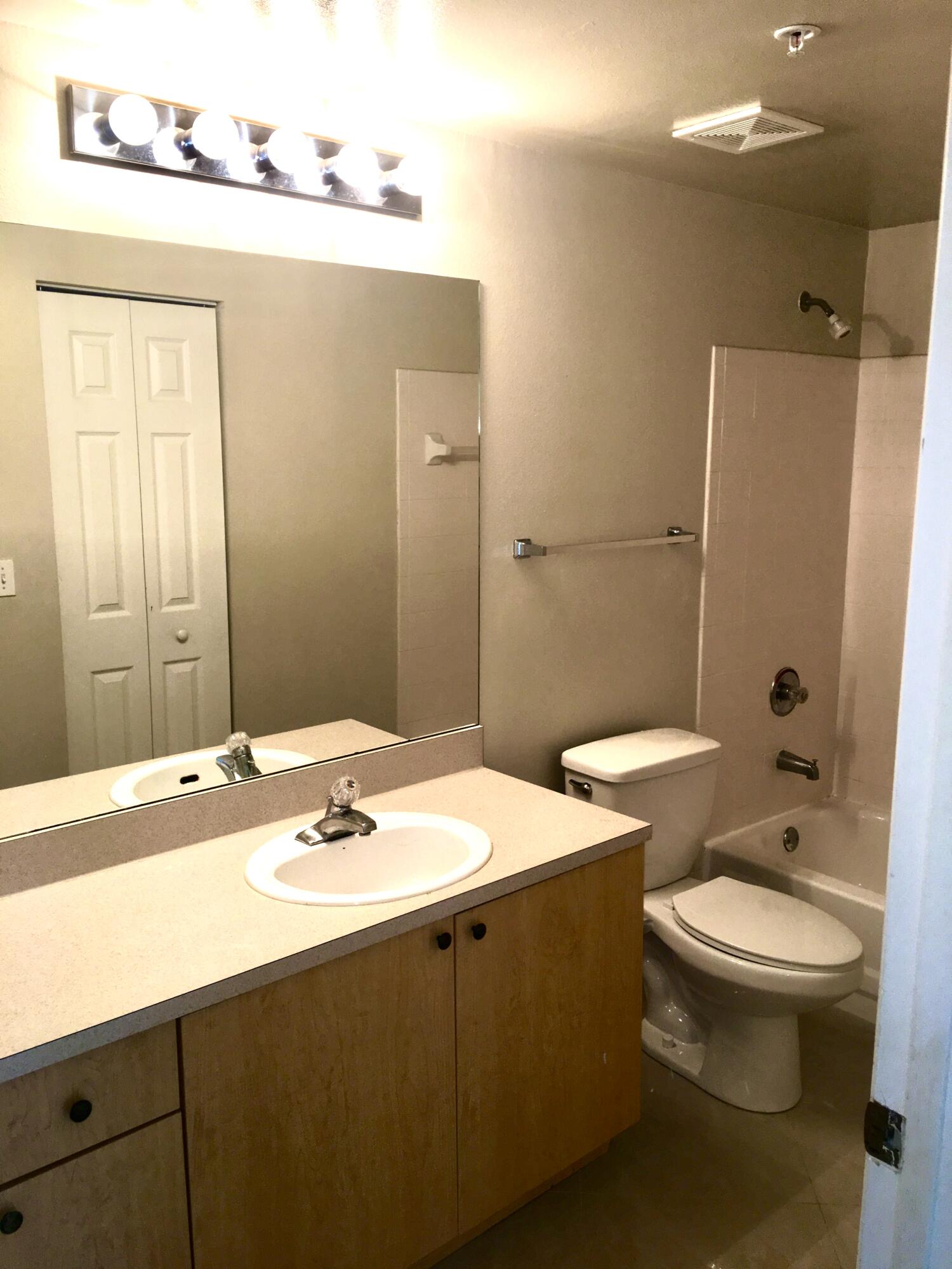 5016 Lantana Road 1309 Property Photo 7