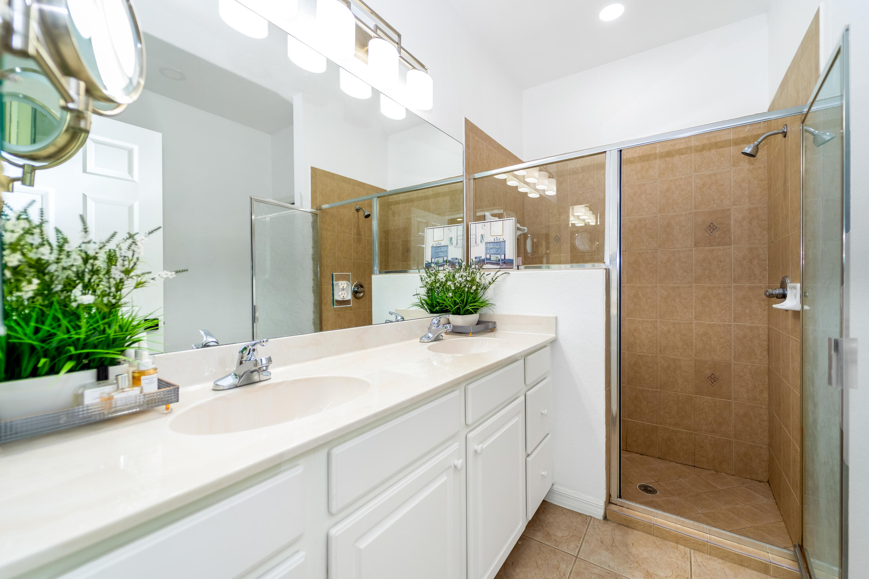 14190 Fall Creek Court Property Photo 25
