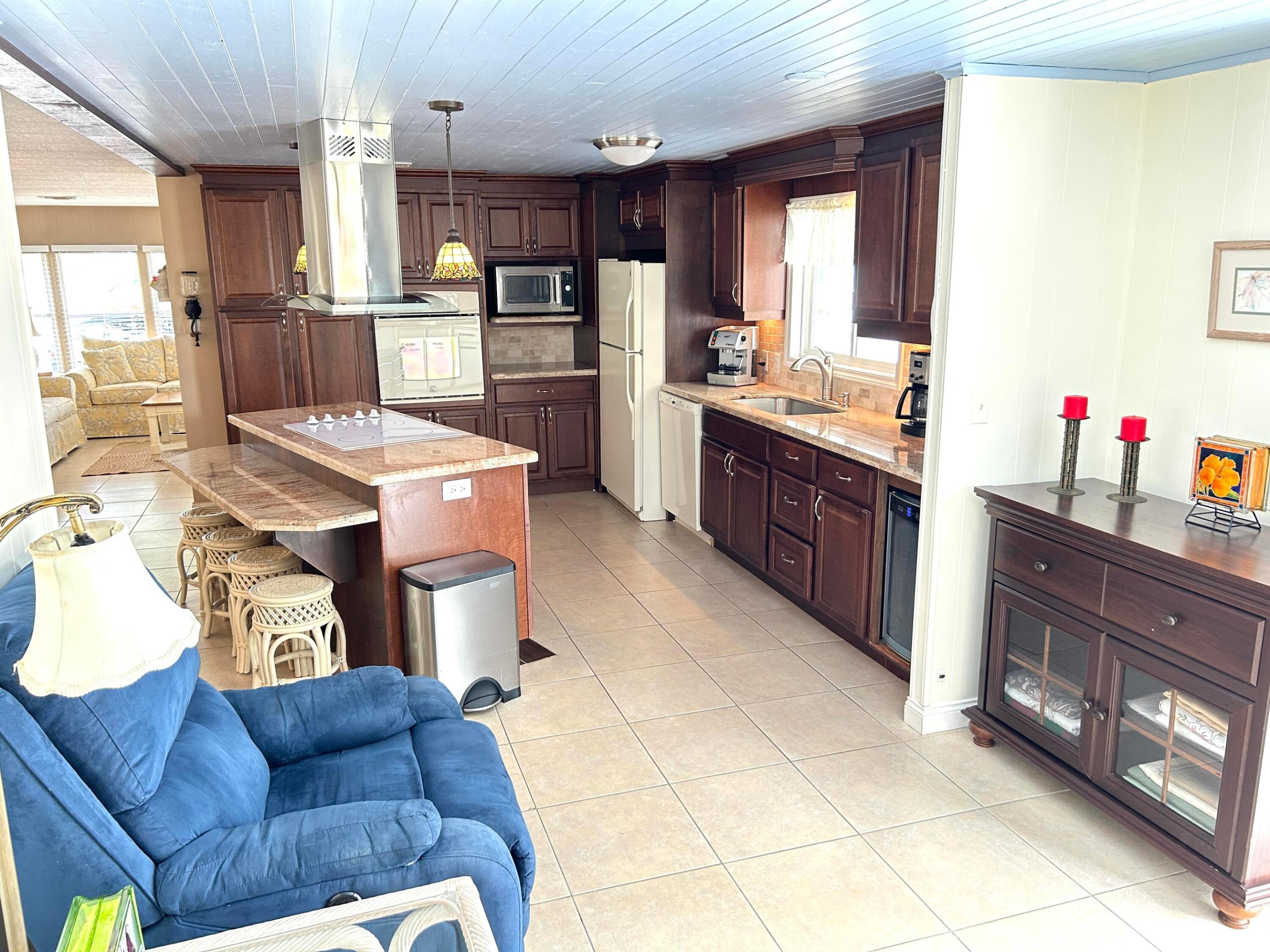 292 Nw 53 Street Property Photo 12