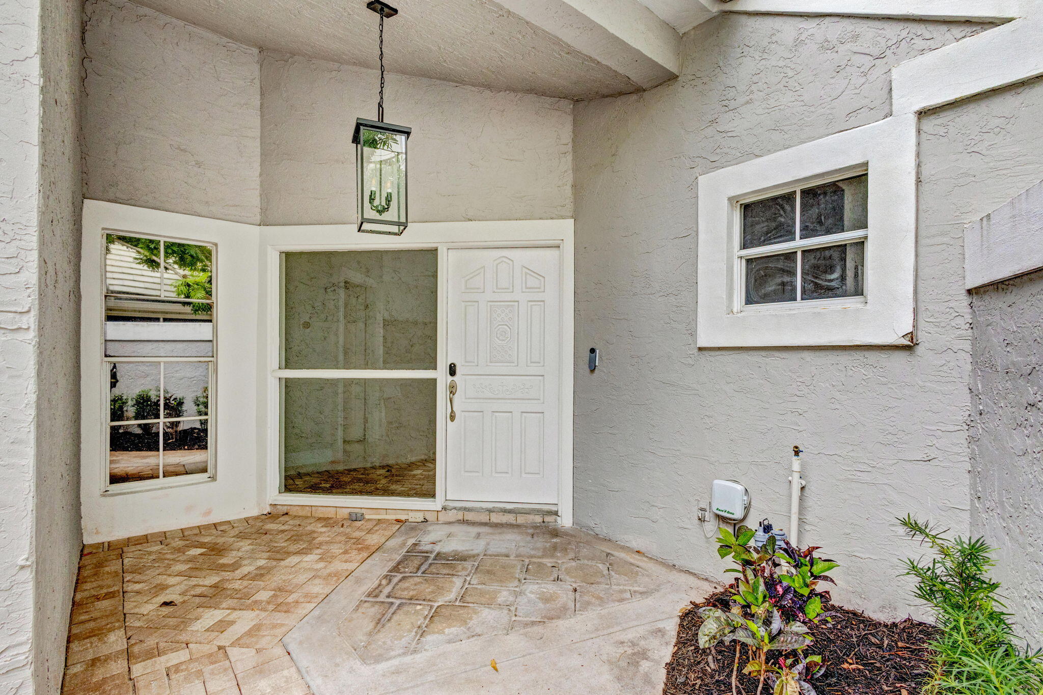 7 Wyndham Lane Property Photo 6