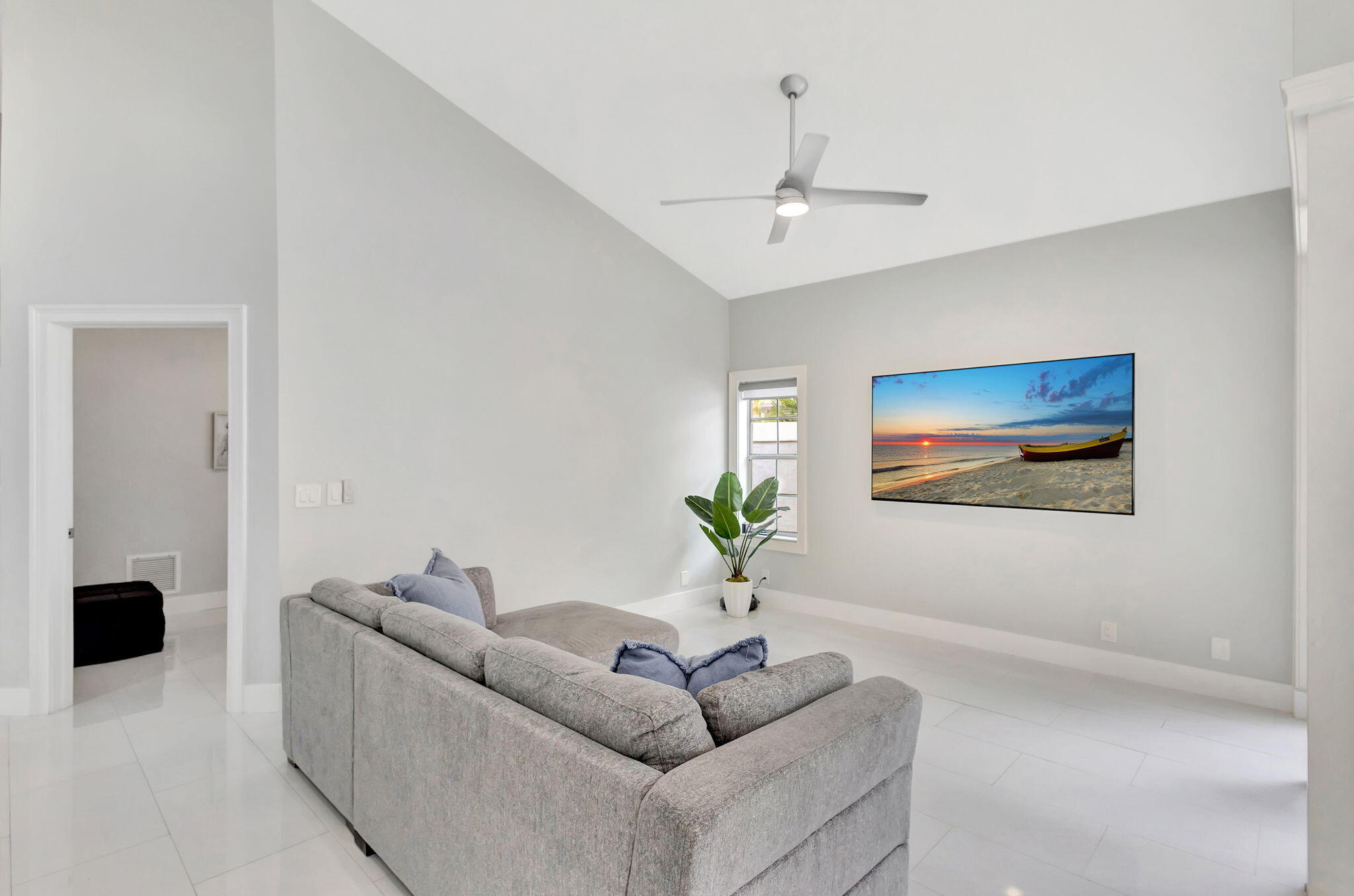 7 Wyndham Lane Property Photo 9