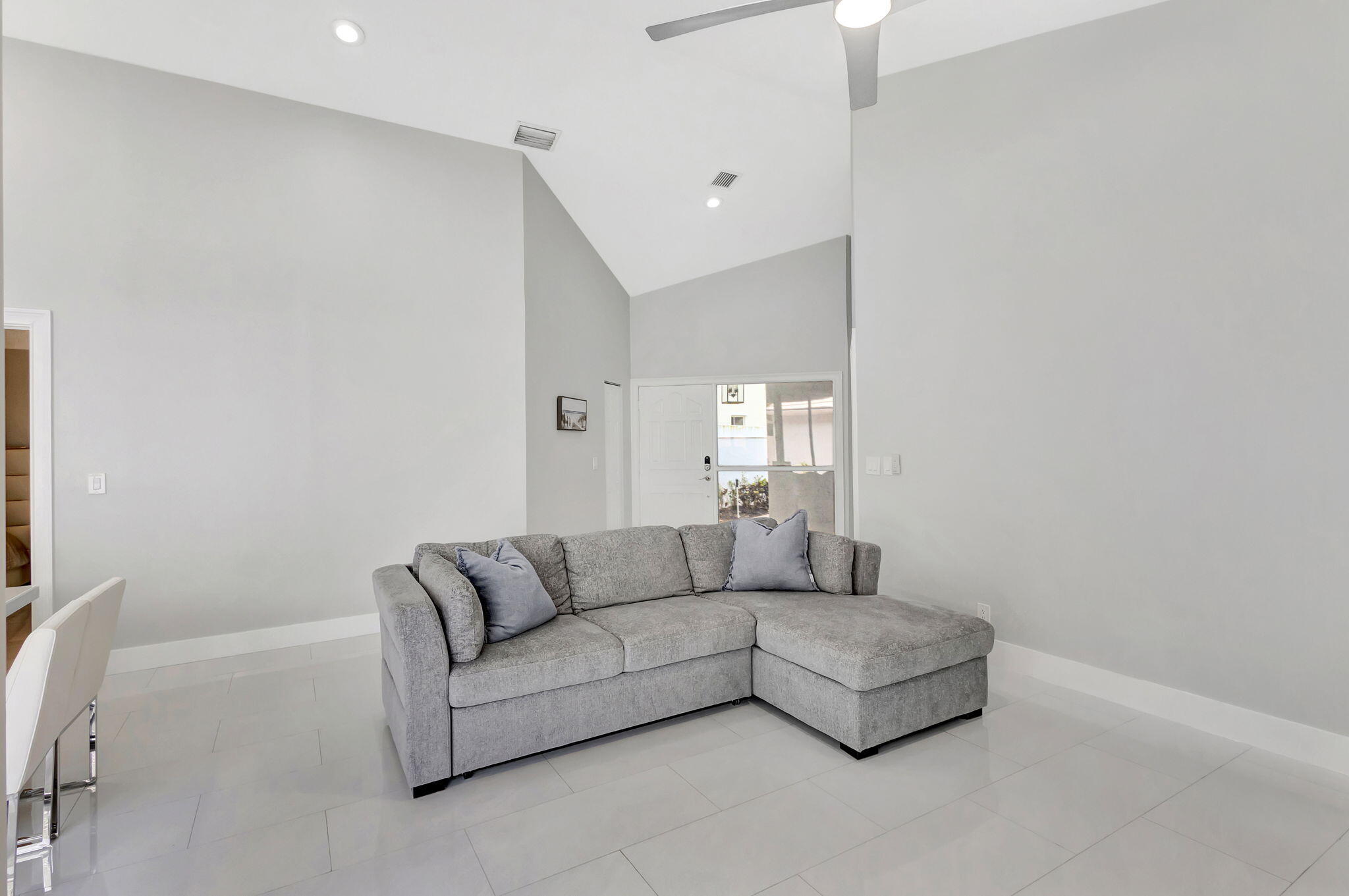 7 Wyndham Lane Property Photo 10