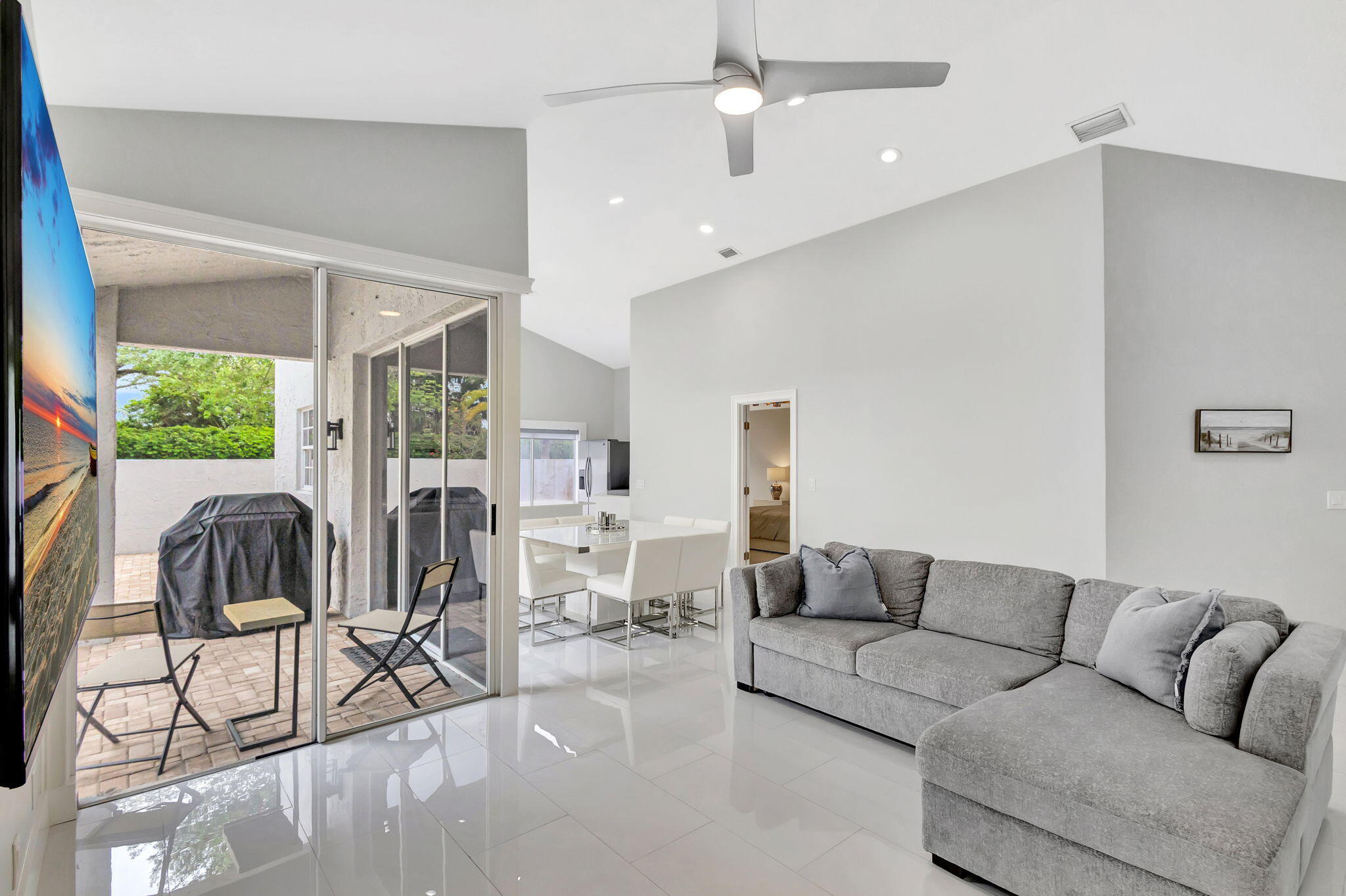7 Wyndham Lane Property Photo 11