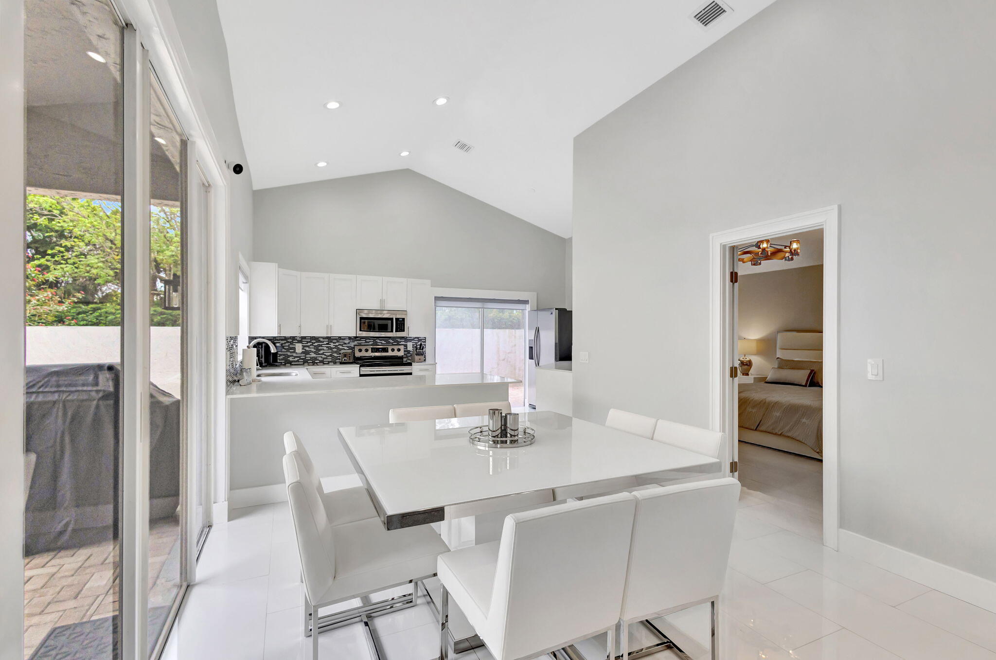 7 Wyndham Lane Property Photo 13