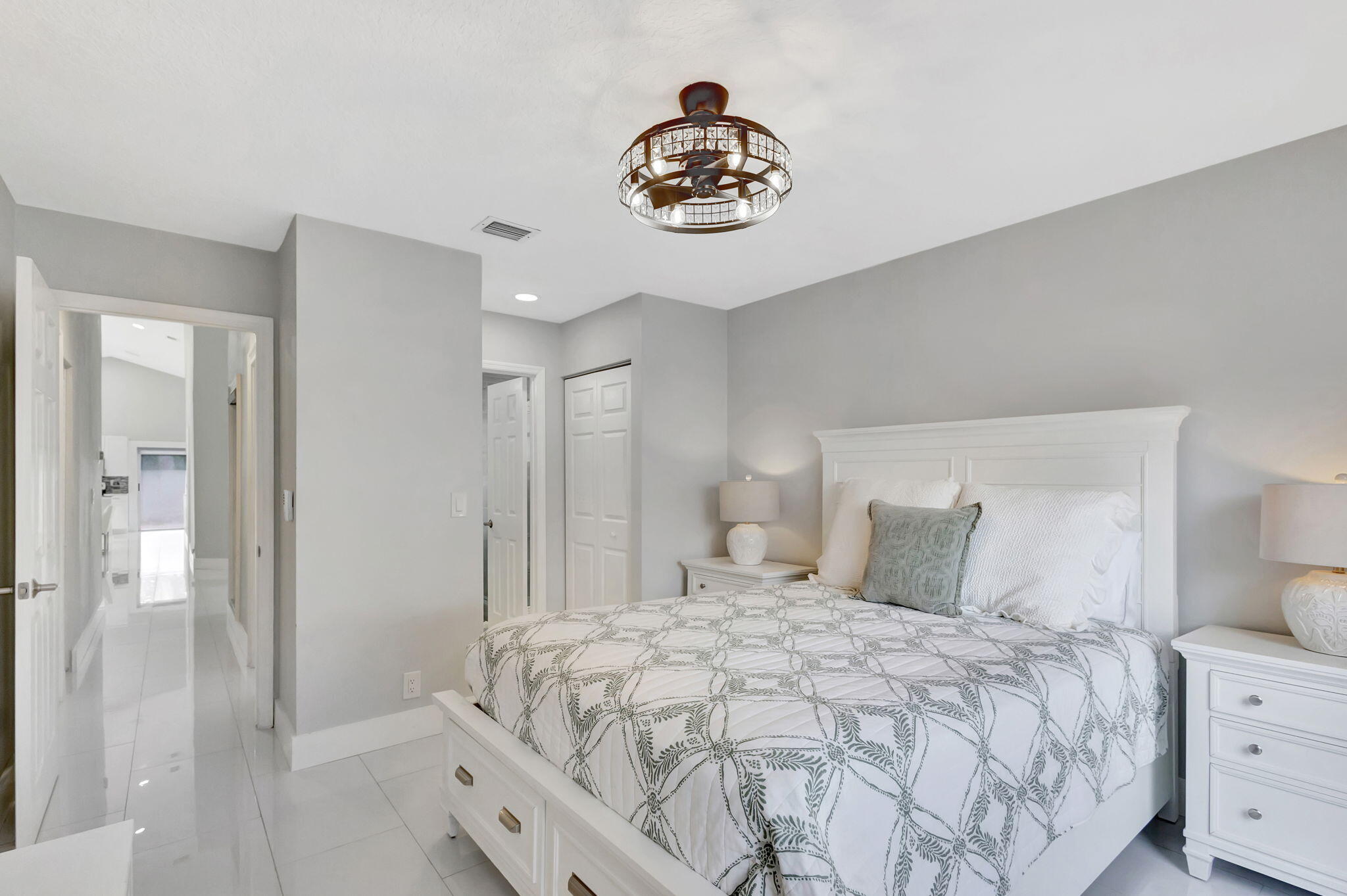 7 Wyndham Lane Property Photo 34