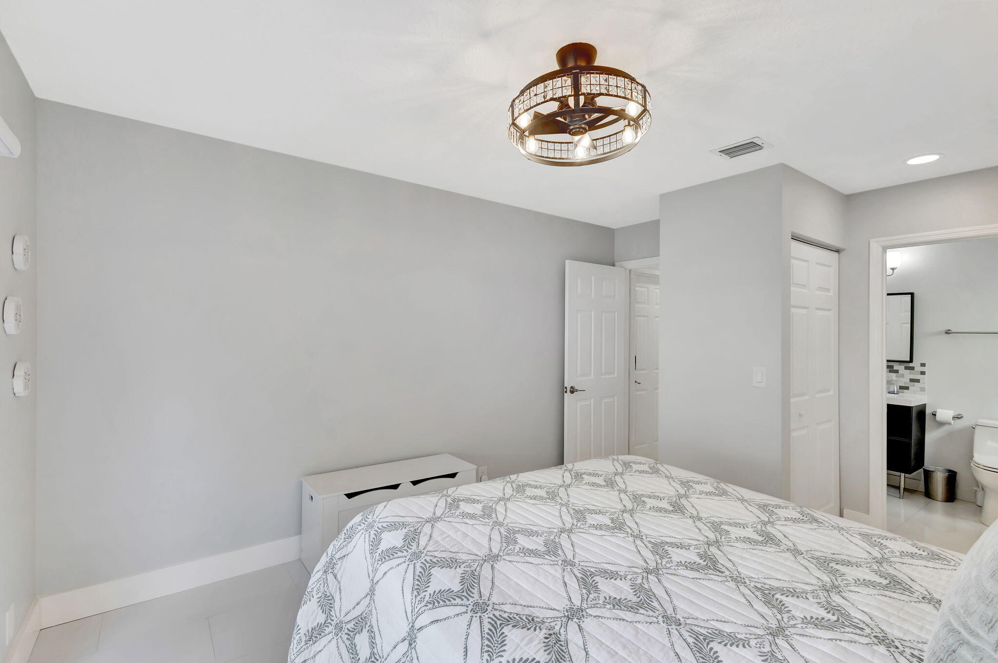 7 Wyndham Lane Property Photo 35