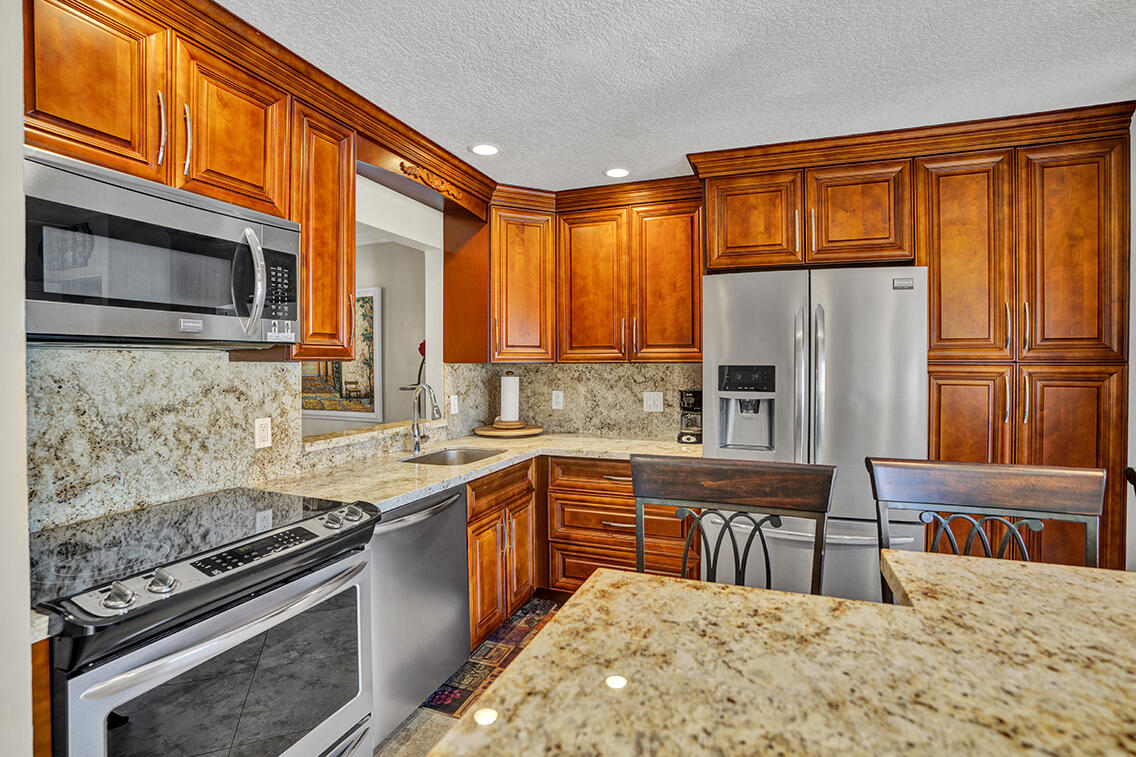 6722 Moonlit Drive Property Photo 1