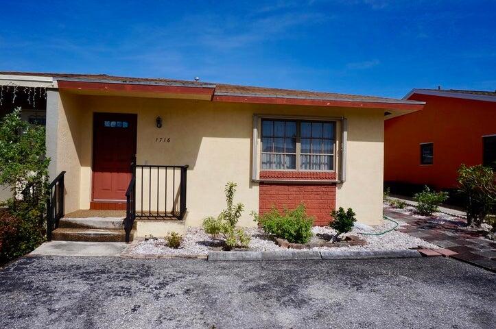 1716 Barton Court Property Photo 1