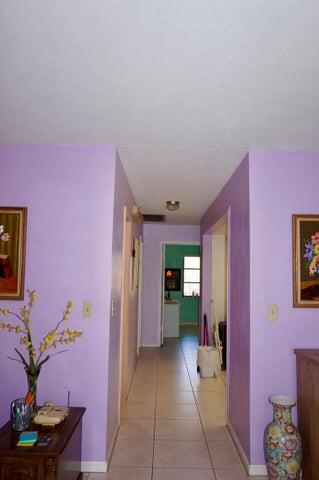 1716 Barton Court Property Photo 3