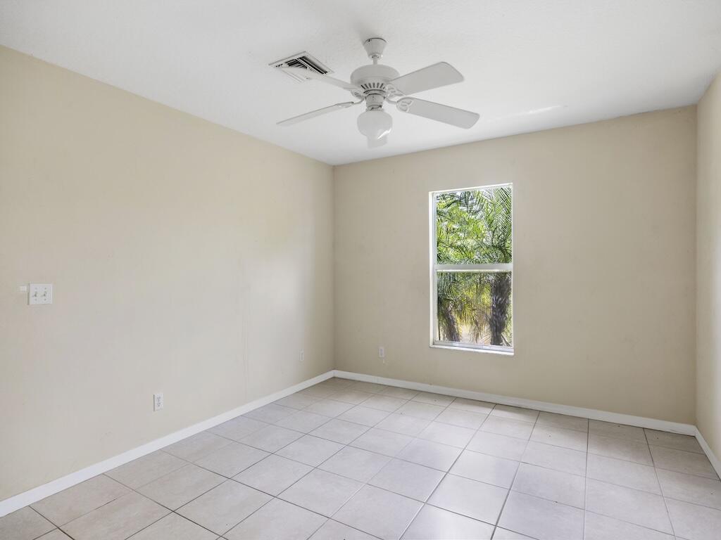 7745 99th Court Property Photo 14