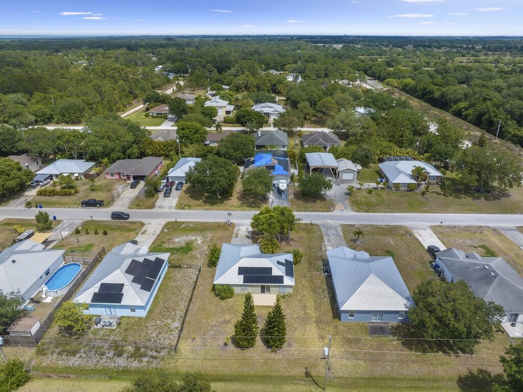 7745 99th Court Property Photo 38