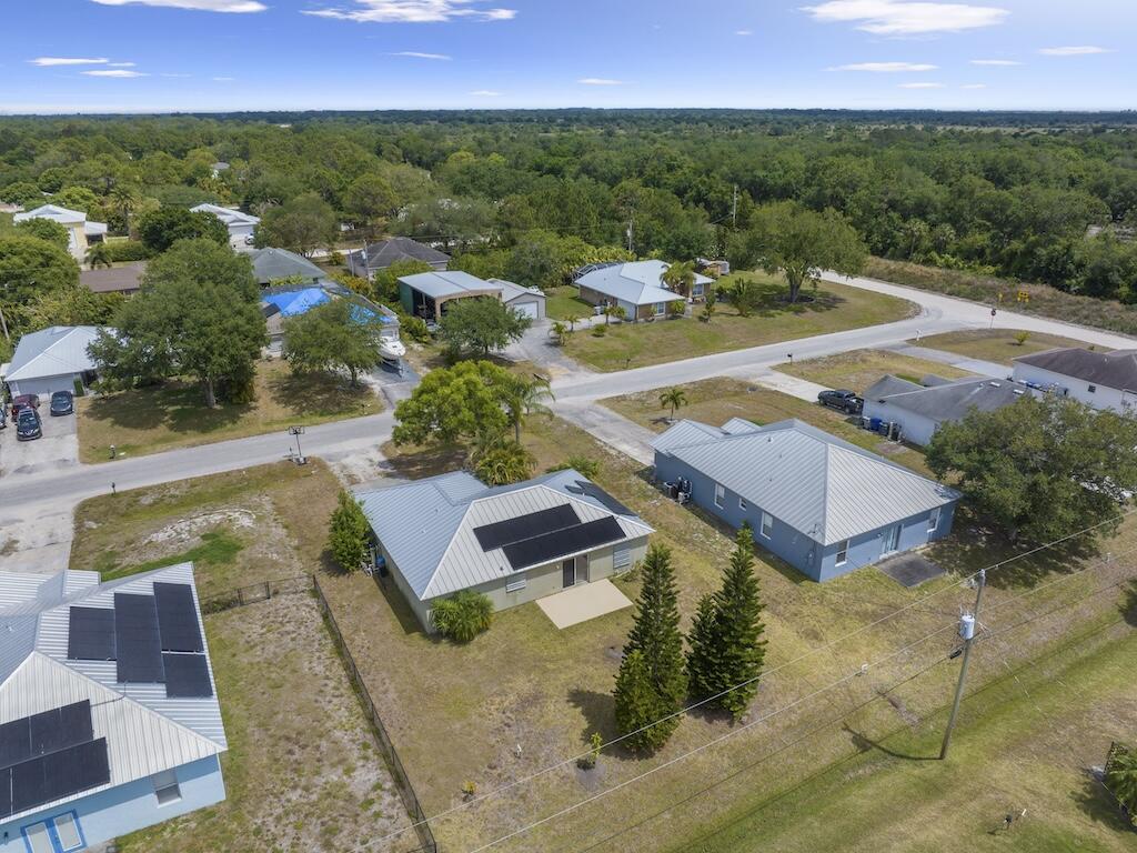 7745 99th Court Property Photo 41