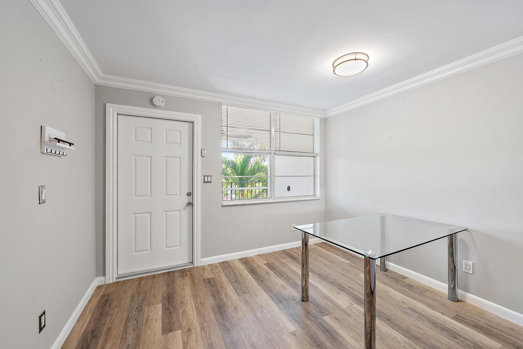 109 Paradise Harbour Boulevard 307 Property Photo 10
