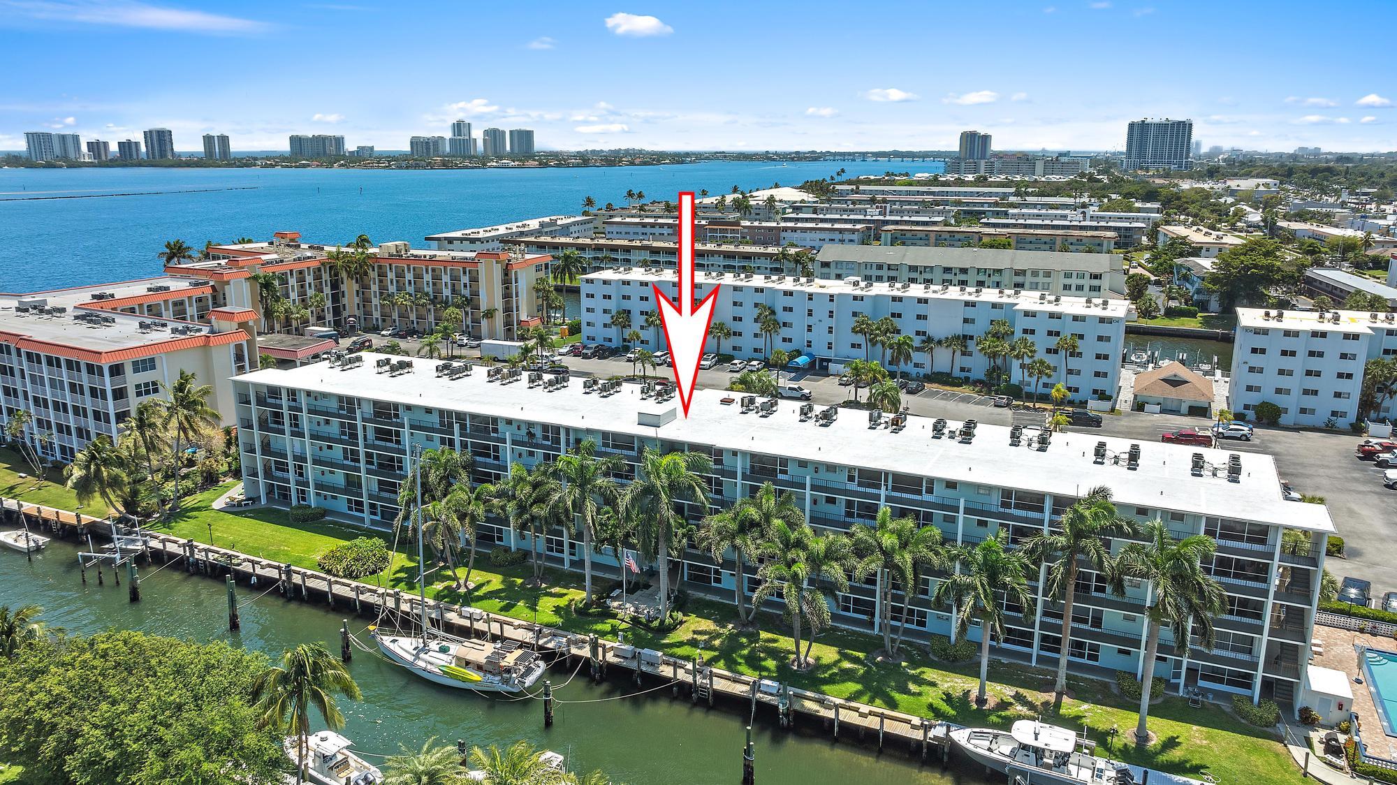109 Paradise Harbour Boulevard 307 Property Photo 17