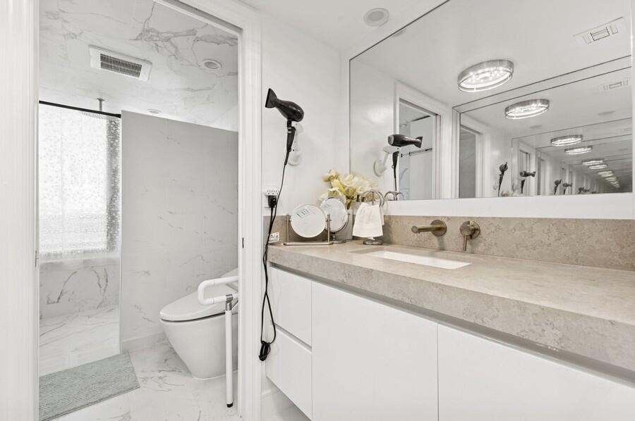 1400 S Ocean Boulevard 1004 Property Photo 16