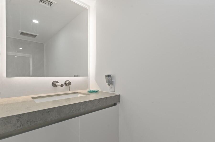 1400 S Ocean Boulevard 1004 Property Photo 18