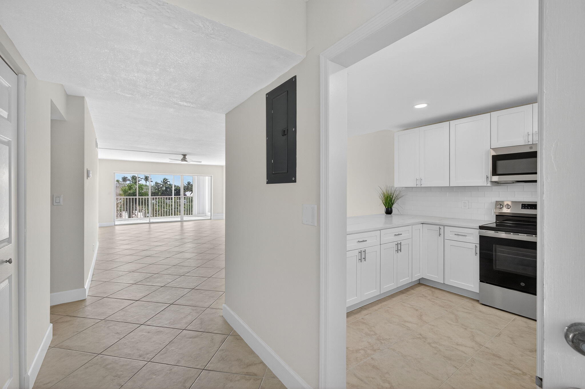 100 Waterway Road A304 Property Photo 13