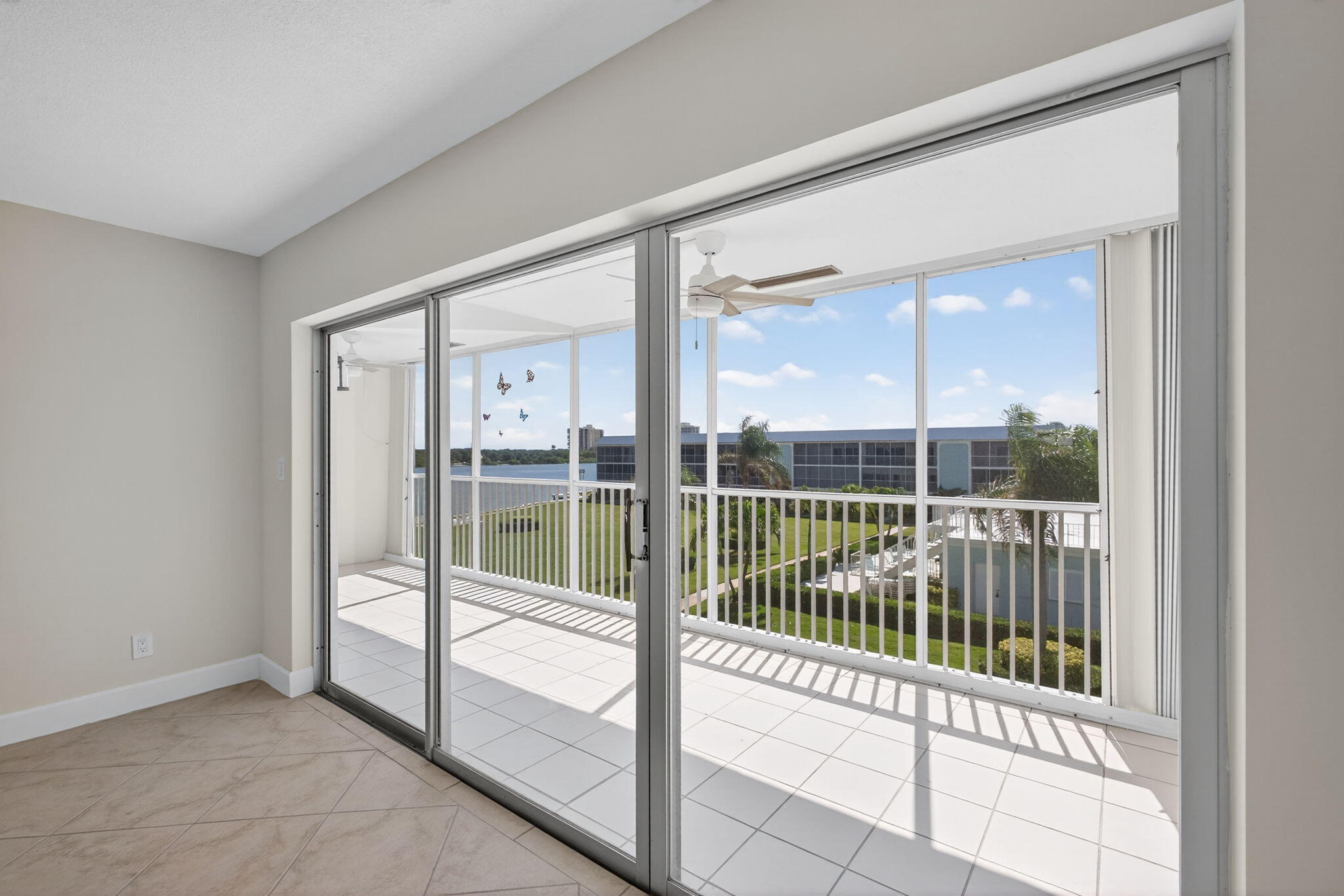 100 Waterway Road A304 Property Photo 17